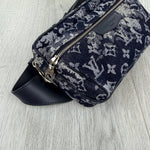 Louis Vuitton Men’s Monogram Tapestry Outdoor Belt Bag - Morely TrendsGucci Type here:)