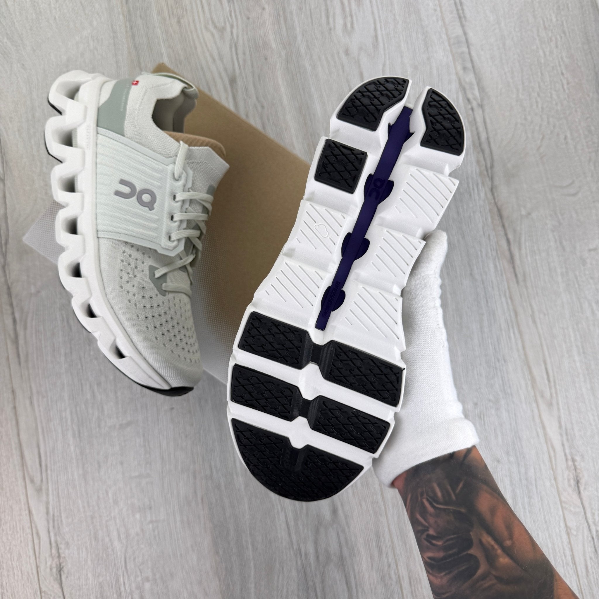 On Running Cloudswift 4 Mint Trainers - Morely TrendsOn Running Type here:)