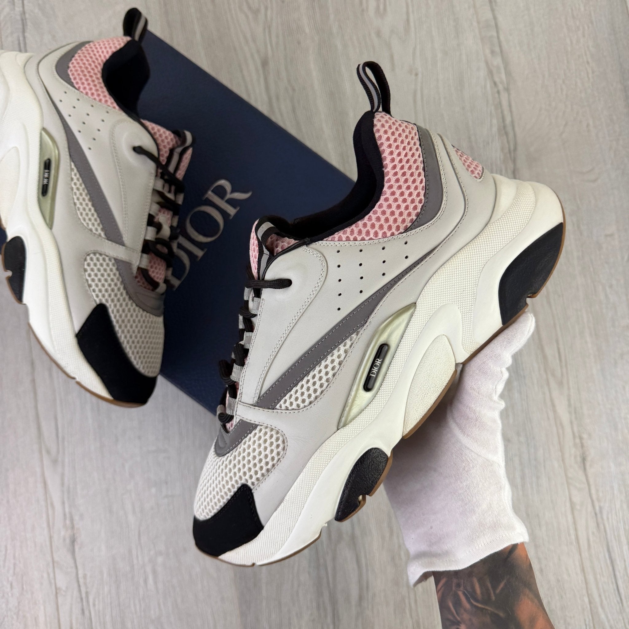 Dior B22 Men’s Pink Grey & White Trainers - 45 (Uk 10/10.5) - Morely TrendsDior Type here:)