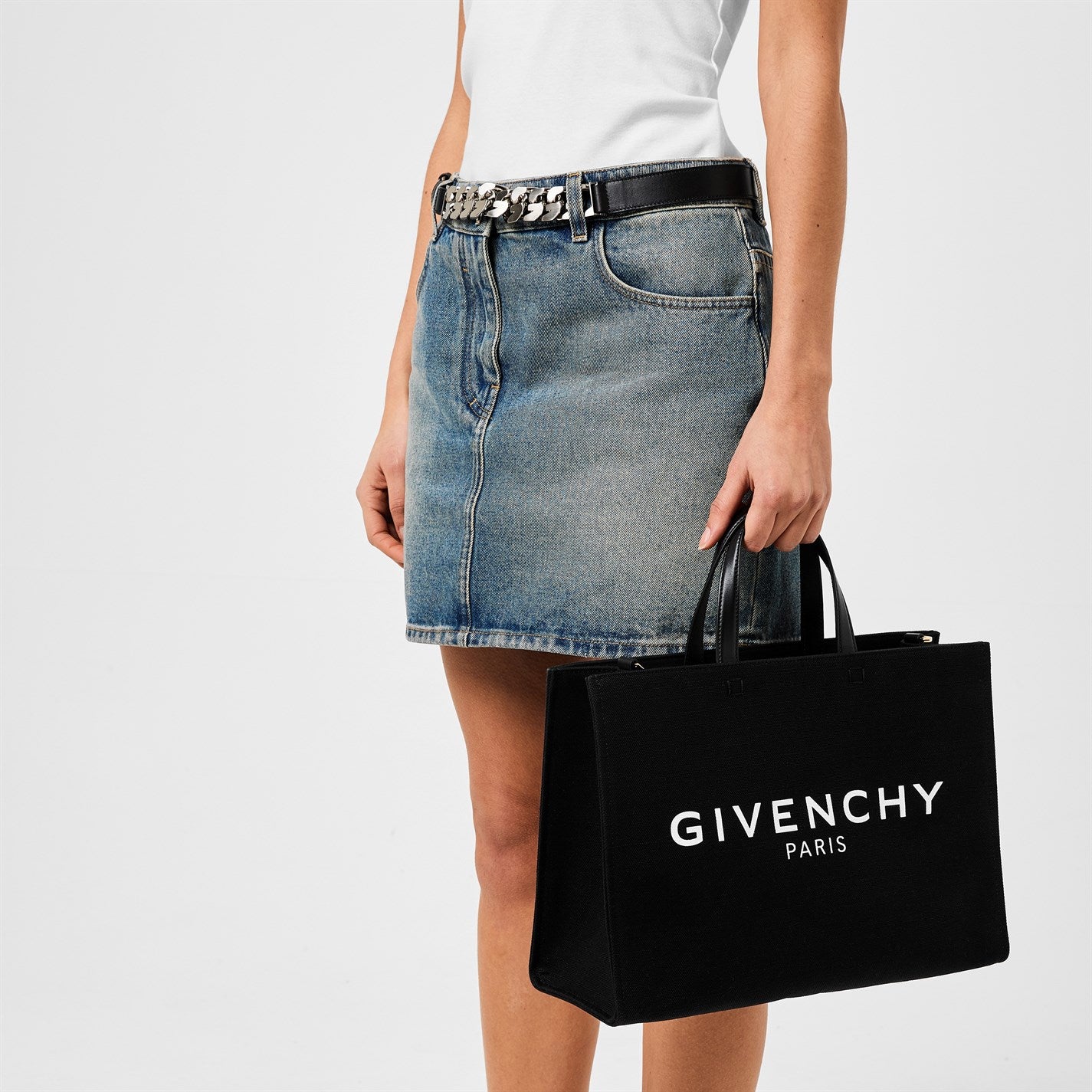 Givenchy Mid Chain Belt