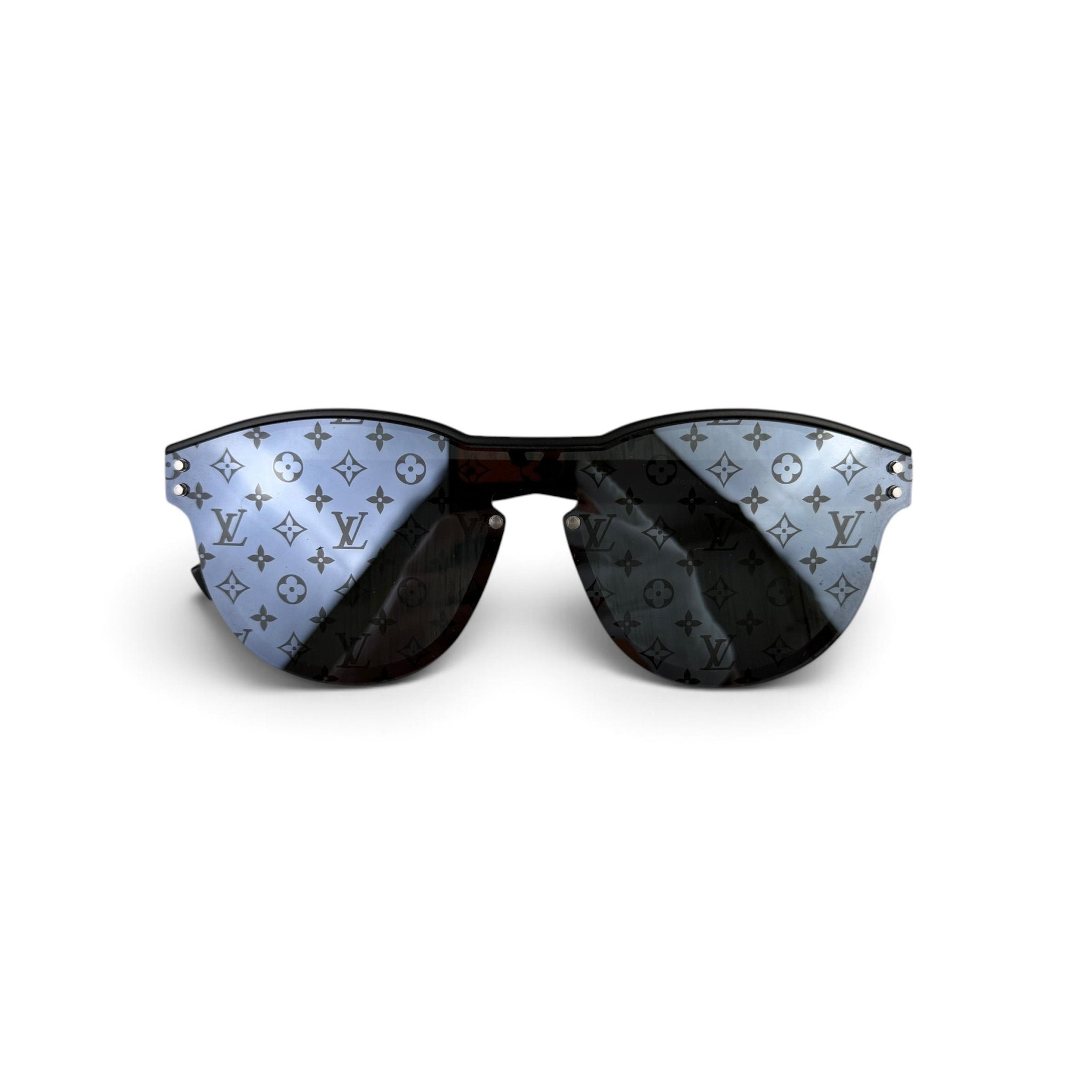 Louis Vuitton Men’s Black Waimea Monogram Rounded Sunglasses - Morely TrendsLouis Vuitton Type here:)