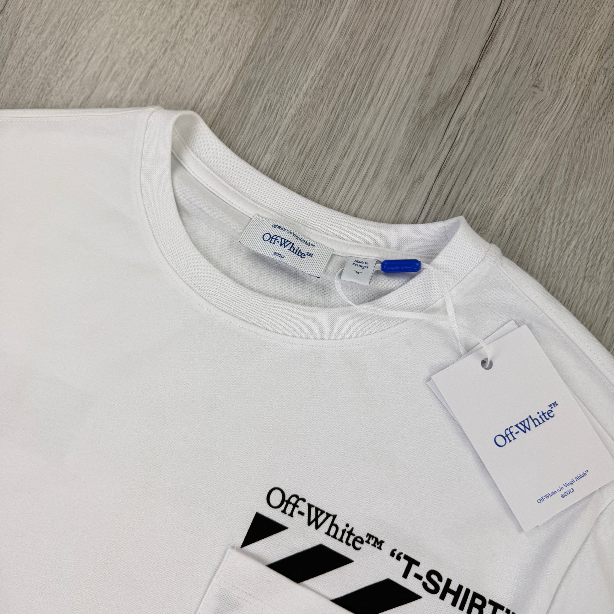 Off White Men’s White T-shirt - Medium - Morely TrendsOff white Type here:)