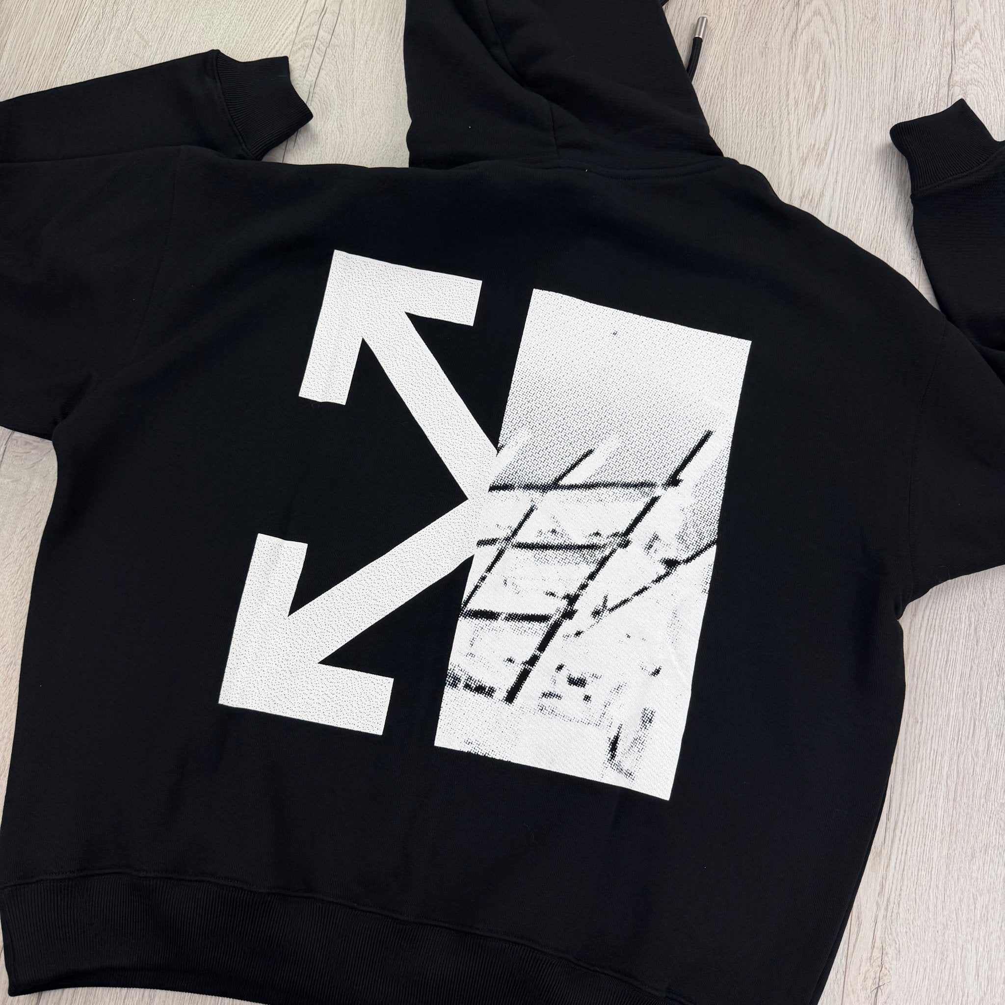 Off White Men’s Zip-up Black Hoodie - Medium - Morely TrendsOff white Type here:)