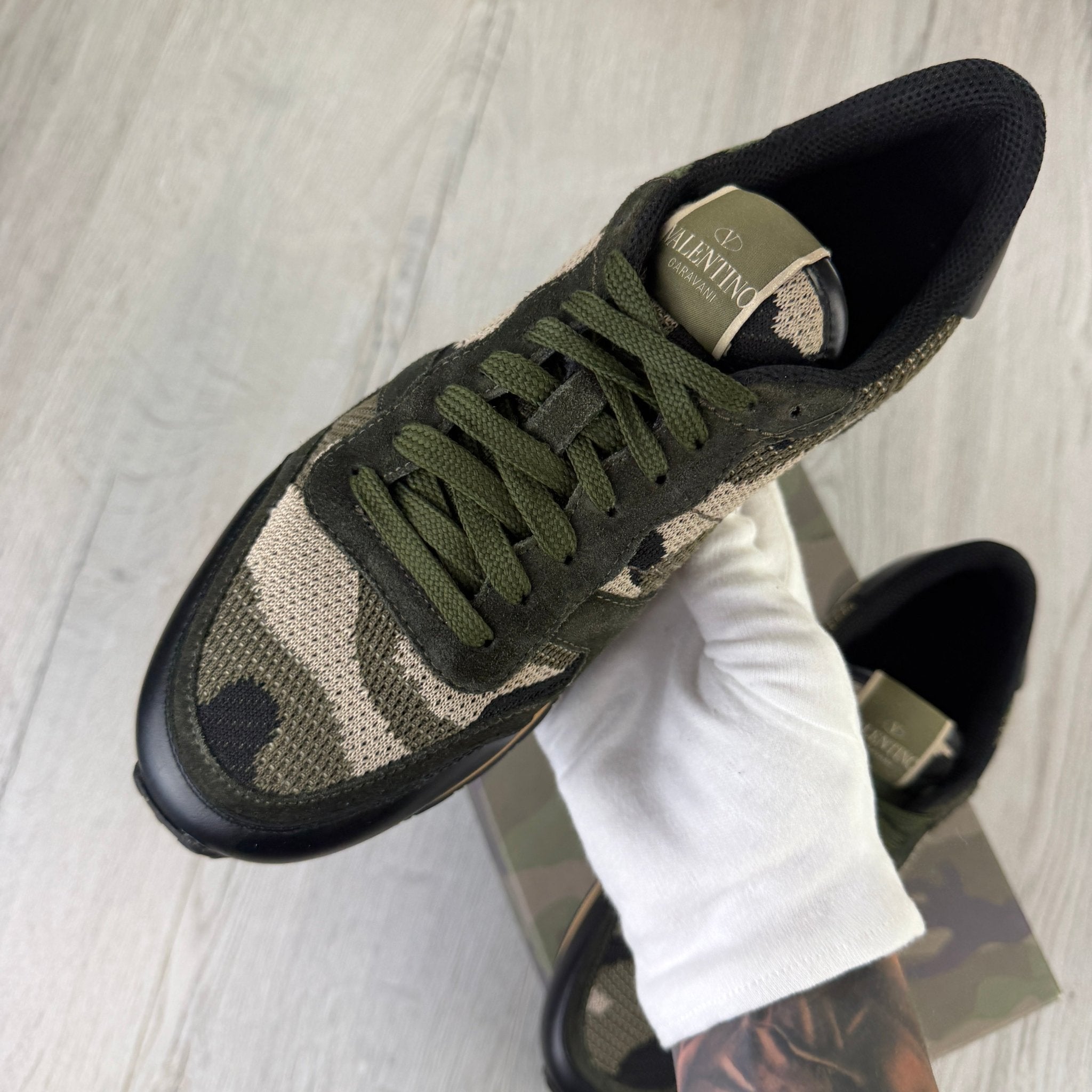 Valentino Men’s Khaki Camo Mesh Rockrunner Trainers - Uk 7 - Morely TrendsValentino Type here:)