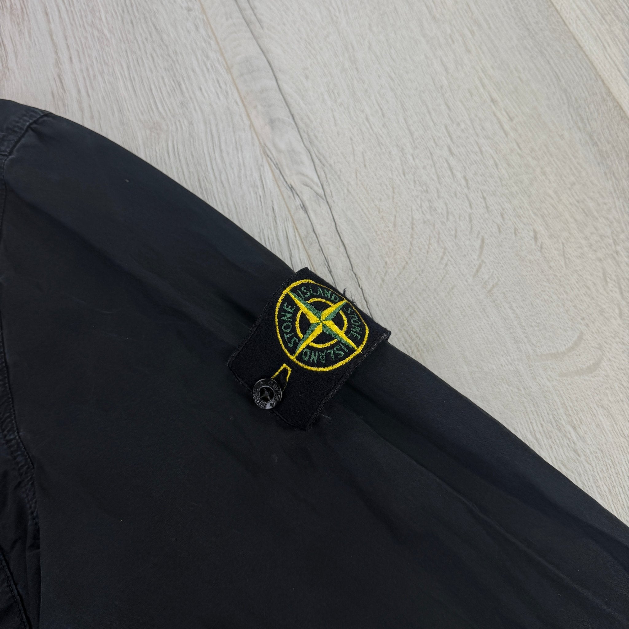 Stone Island Men’s Black Overshirt - Large - Morely TrendsStone Island Type here:)