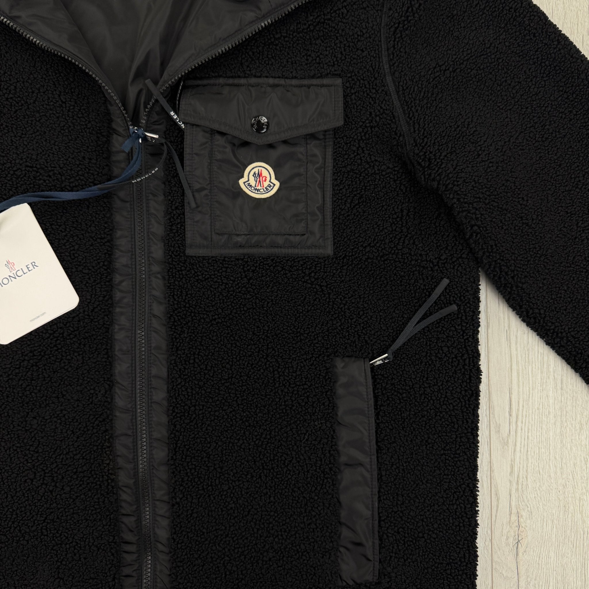 Moncler Men’s Black Zip-up Felpa Aperta Con Zip Taglia - XL - Morely TrendsMoncler Type here:)