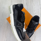 Louis Vuitton Men’s Black Low Trainers - Uk 9 (Fit 10) - Morely TrendsLouis Vuitton Type here:)
