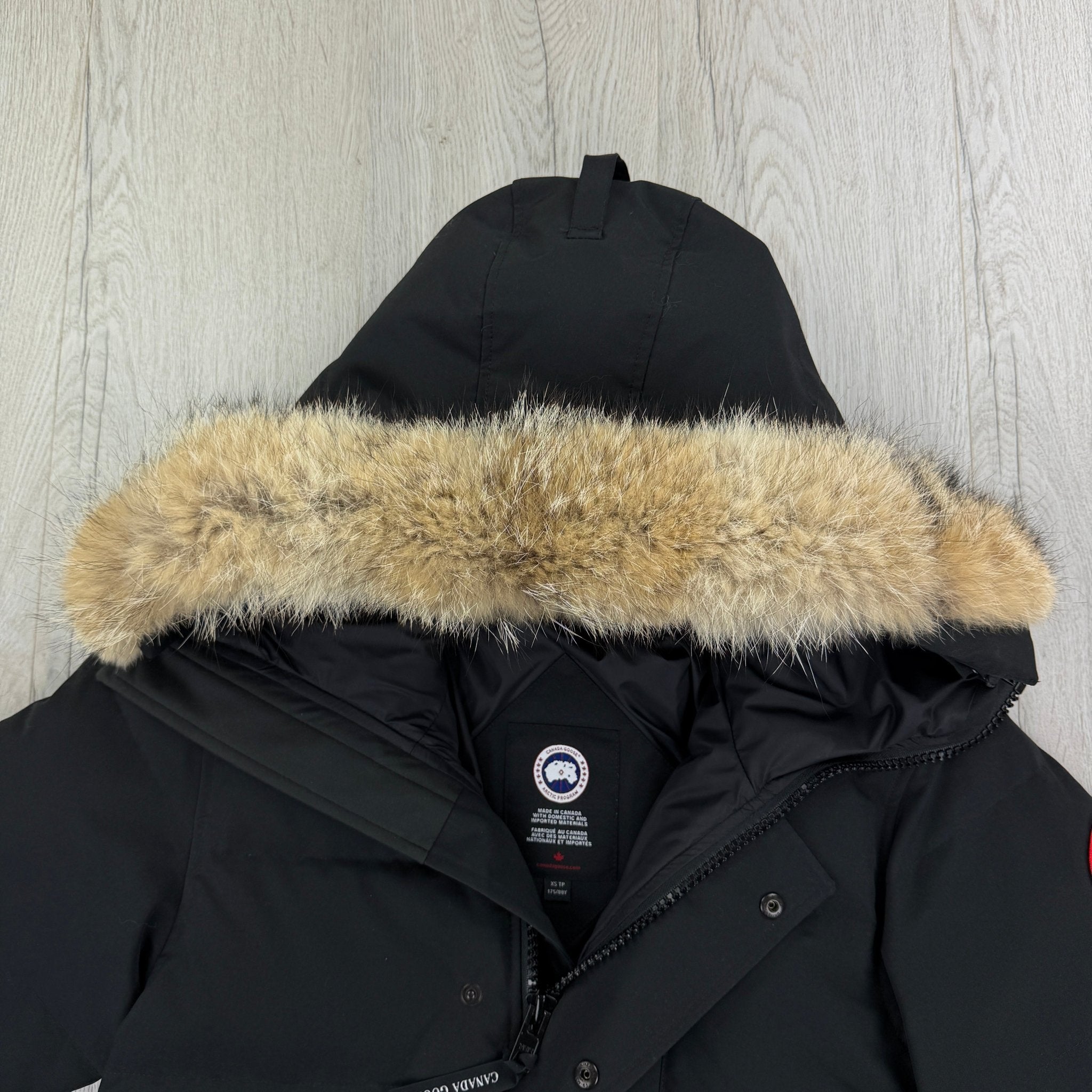 Canada Goose Men’s Black Carson Parka Jacket With Fur - Small Fusion - Morely TrendsCanada goose Type here:)
