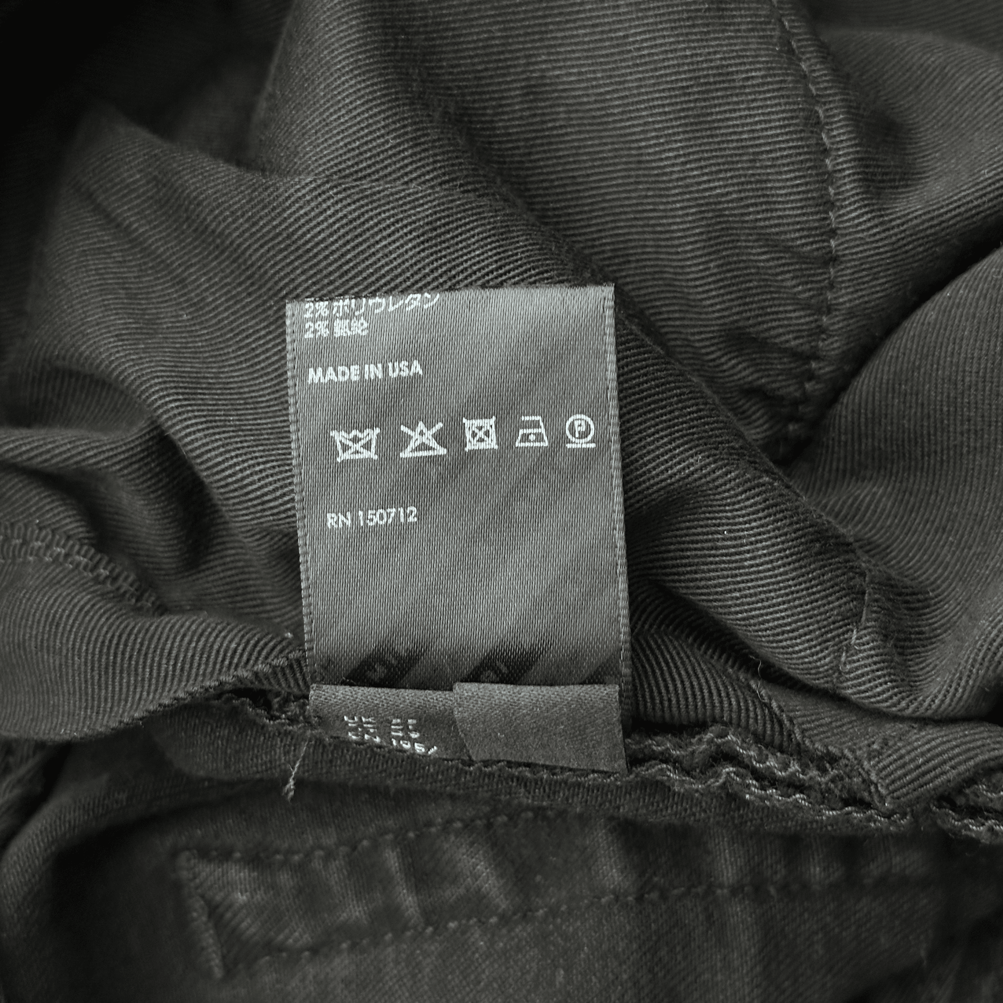 Amiri Black Shotgun Distressed Jeans - Morely TrendsAmiri Type here:)