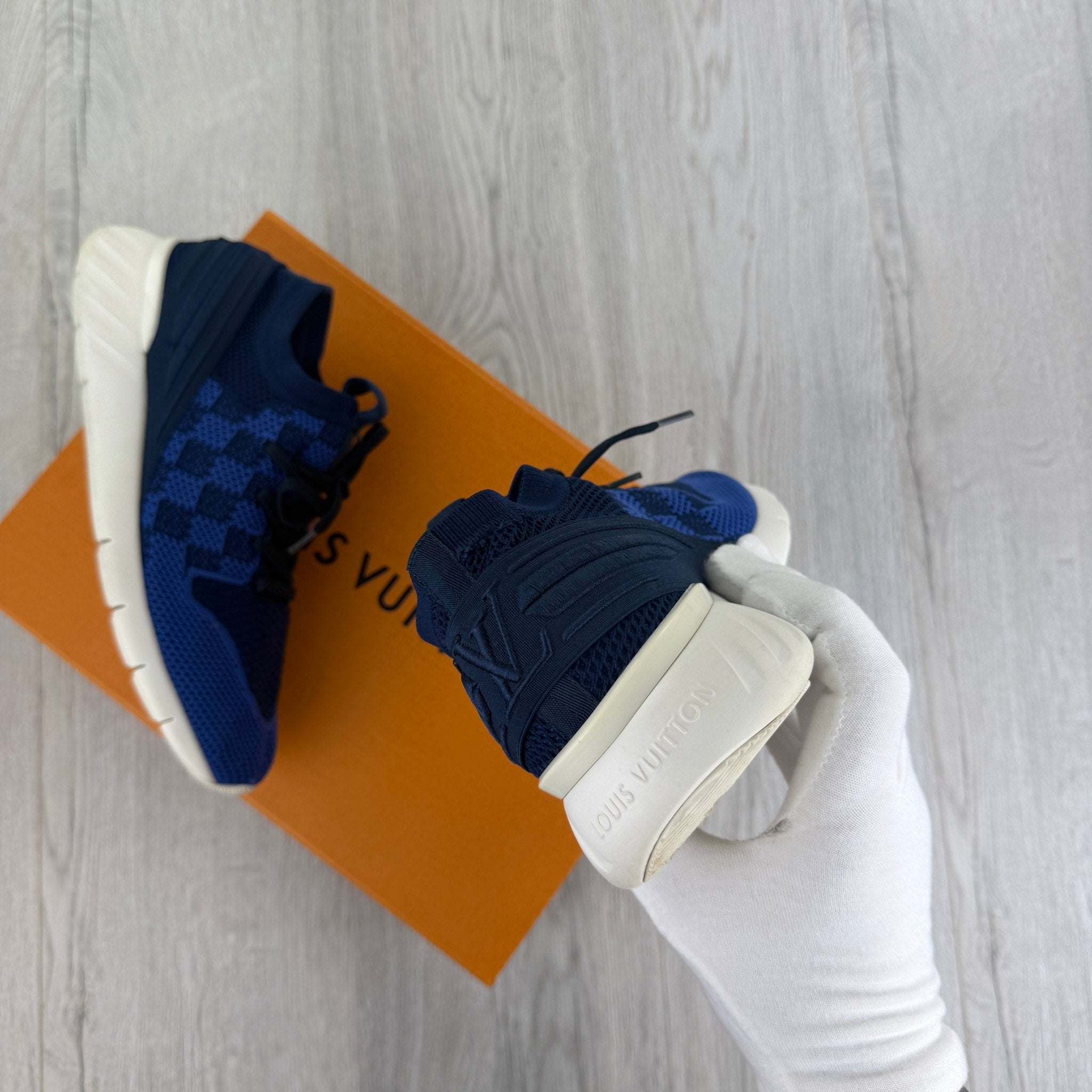 Louis Vuitton Men’s Knit Blue Trainers - Uk 7 - Morely TrendsLouis Vuitton Type here:)
