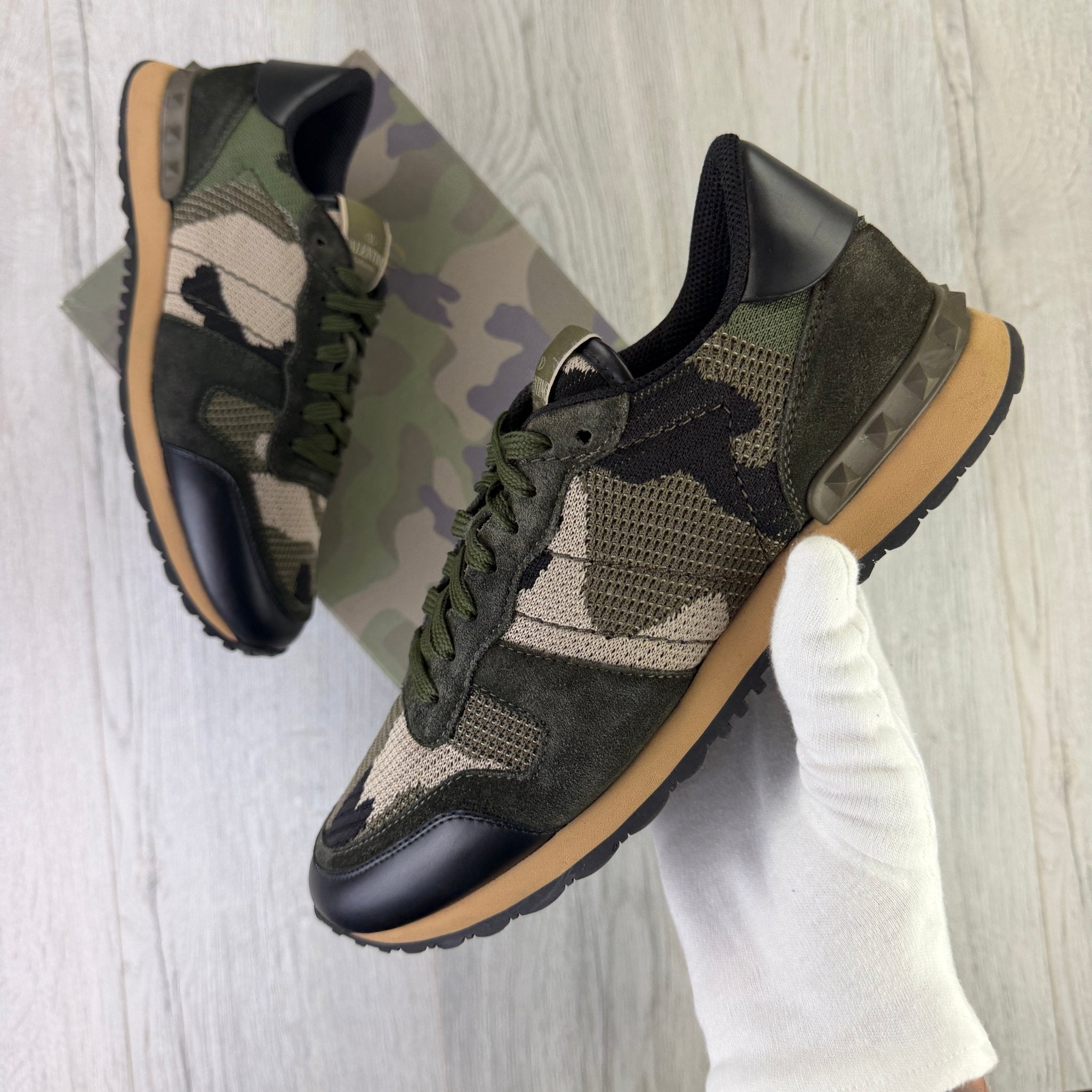 Valentino Men’s Khaki Camo Mesh Rockrunner Trainers - Uk 7 - Morely TrendsValentino Type here:)