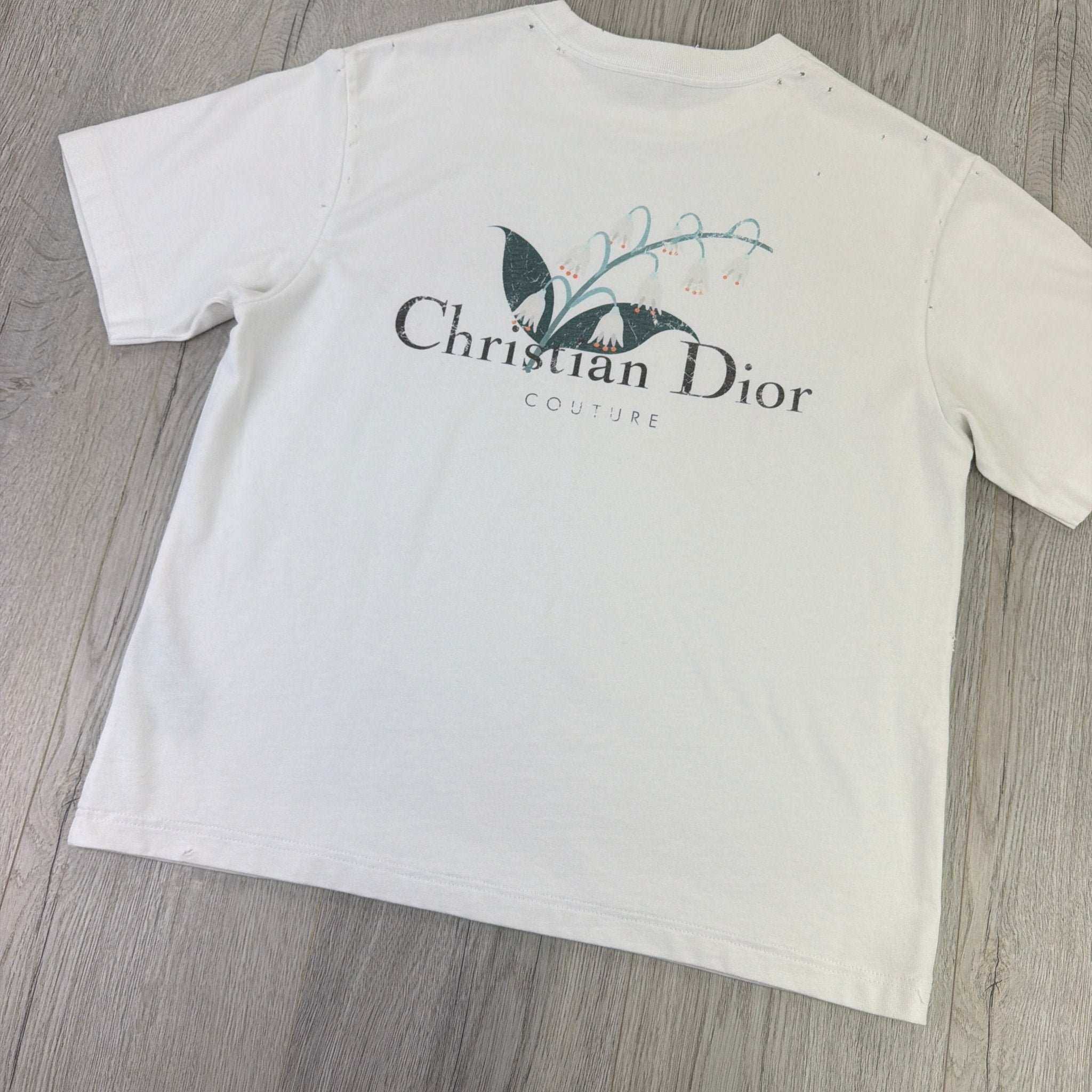 Christian Dior ‘Couture’ Men’s White T-shirt - Small - Morely TrendsDior Type here:)