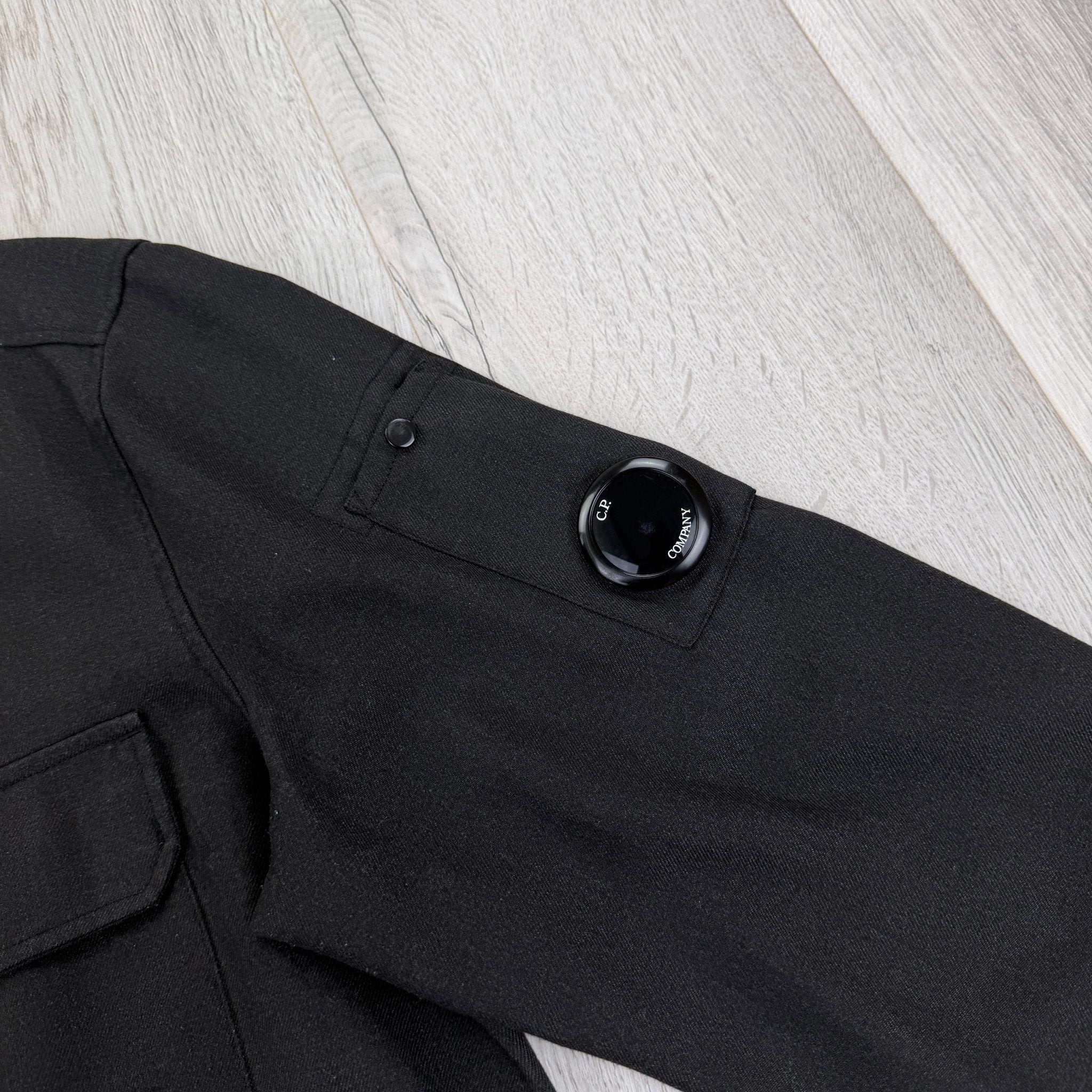 Cp Company Black Button-up Overshirt - Large - Morely TrendsCP Company Type here:)