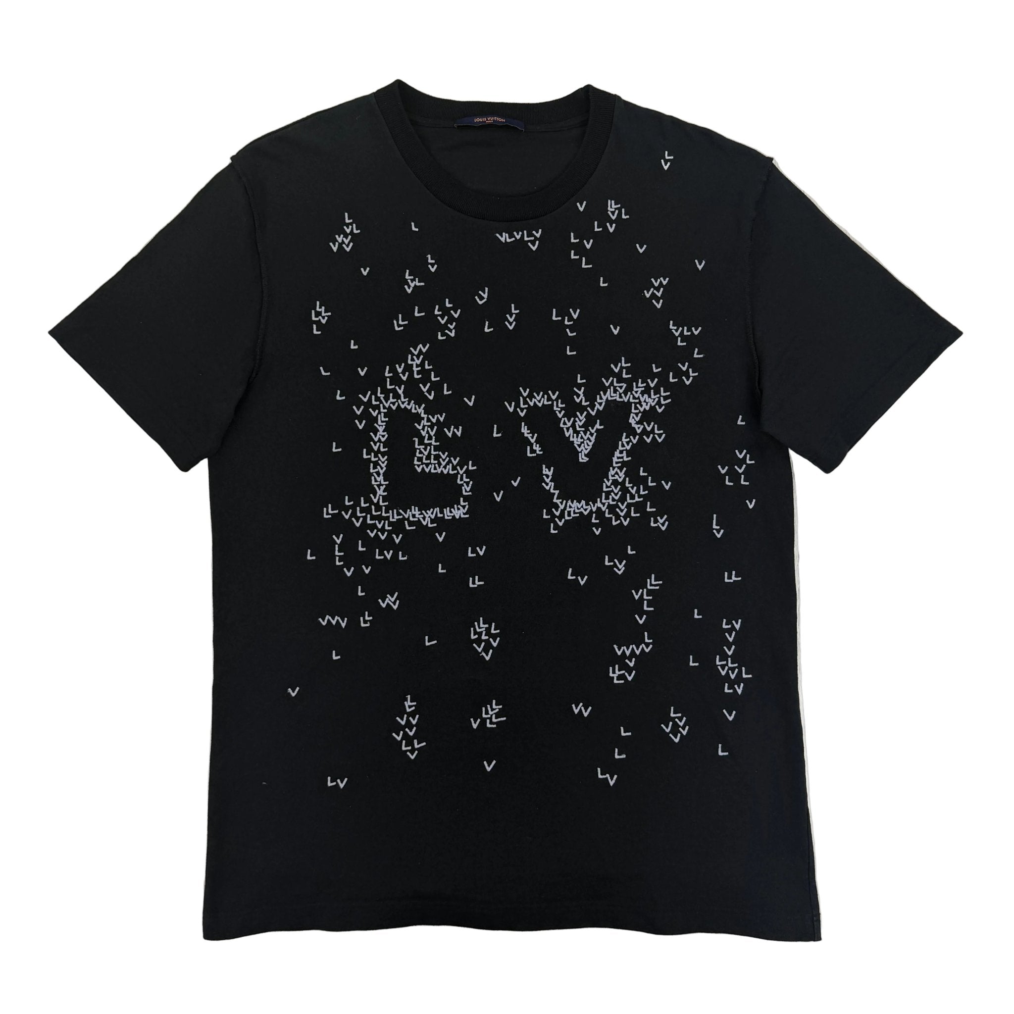 Louis Vuitton Men’s LV Spread Embroidery Black T-Shirt - XL - Morely TrendsLouis Vuitton Type here:)
