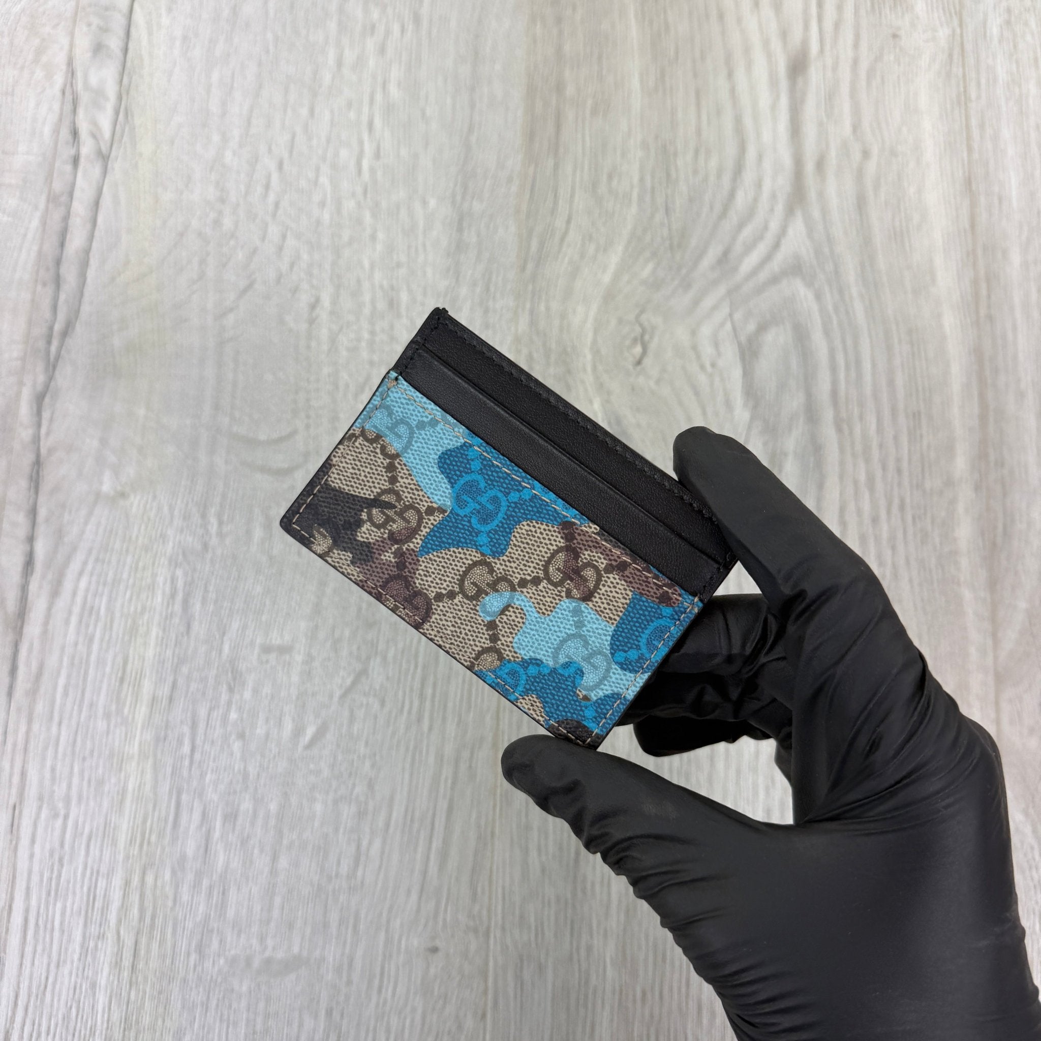 Gucci GG Blue Camo Canvas Card Holder - Morely TrendsGucci Type here:)
