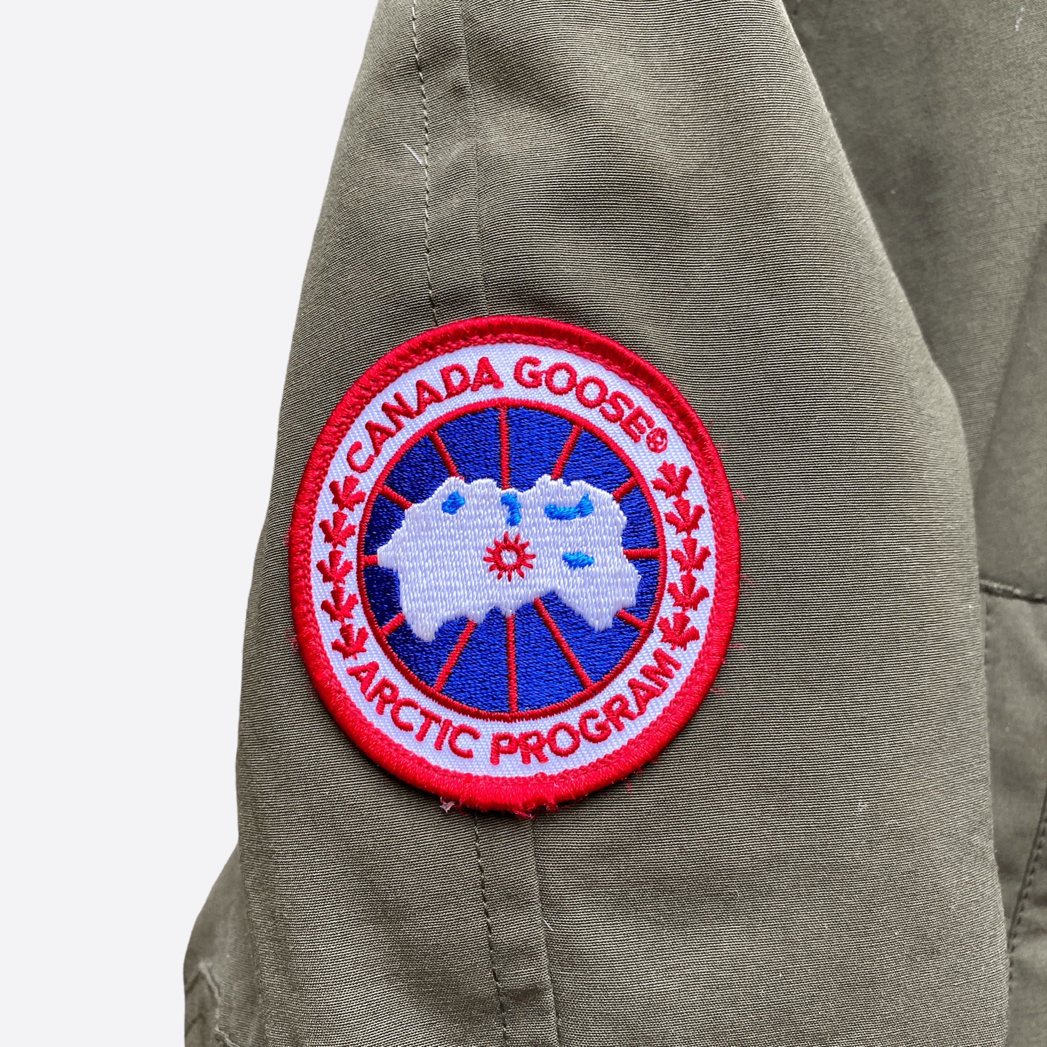 Canada Goose Military Green Chilliwack Women's Jacket - Morely TrendsCanada Goose Type here:)