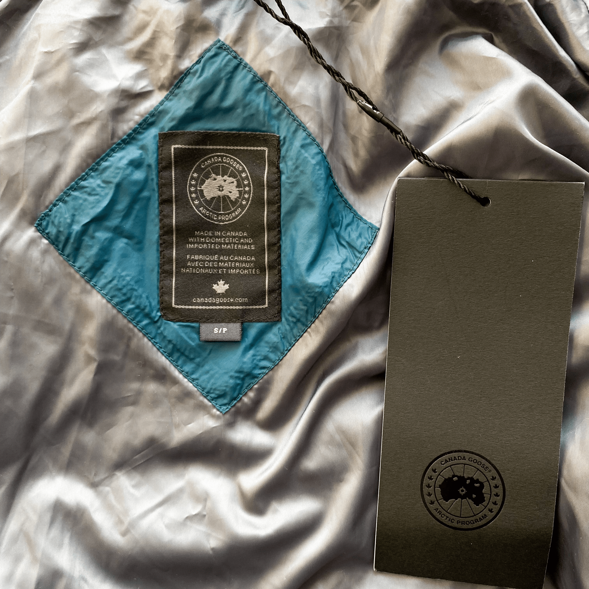 Canada Goose Riverbed Richmond Hoody Black Label Women's Jacket - Morely TrendsCanada Goose Type here:)