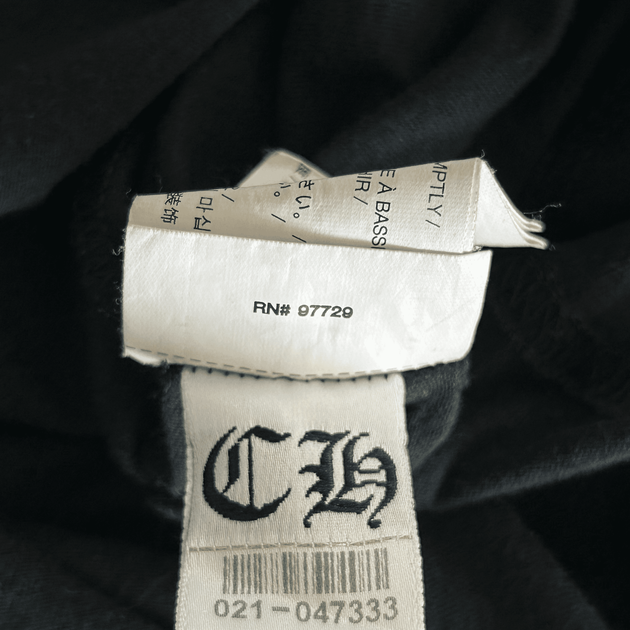 Chrome Hearts Black & White Heroes Project T-Shirt - Morely TrendsChrome Hearts Type here:)