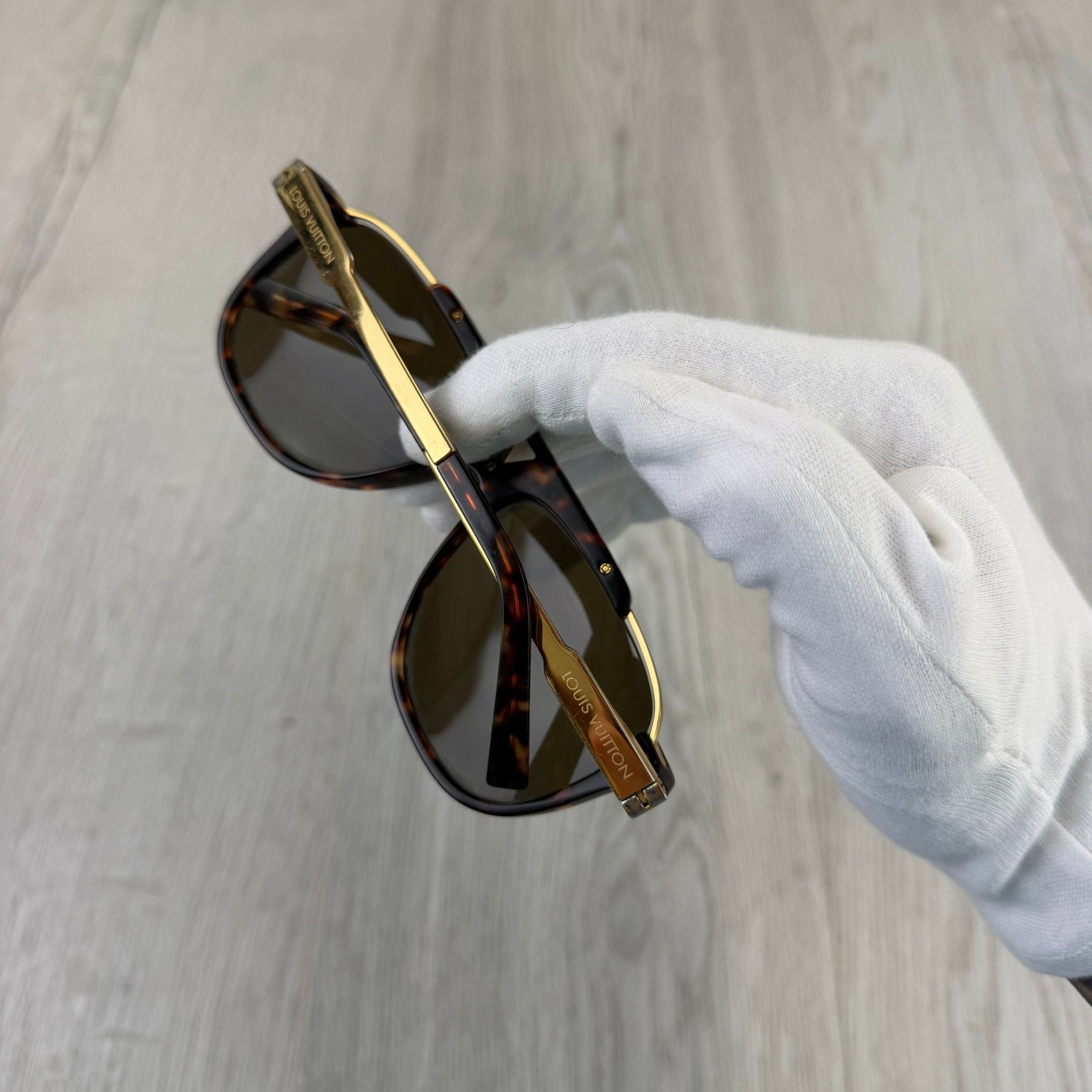 Louis Vuitton Men’s Mascot Sunglasses - Morely TrendsLouis Vuitton Type here:)