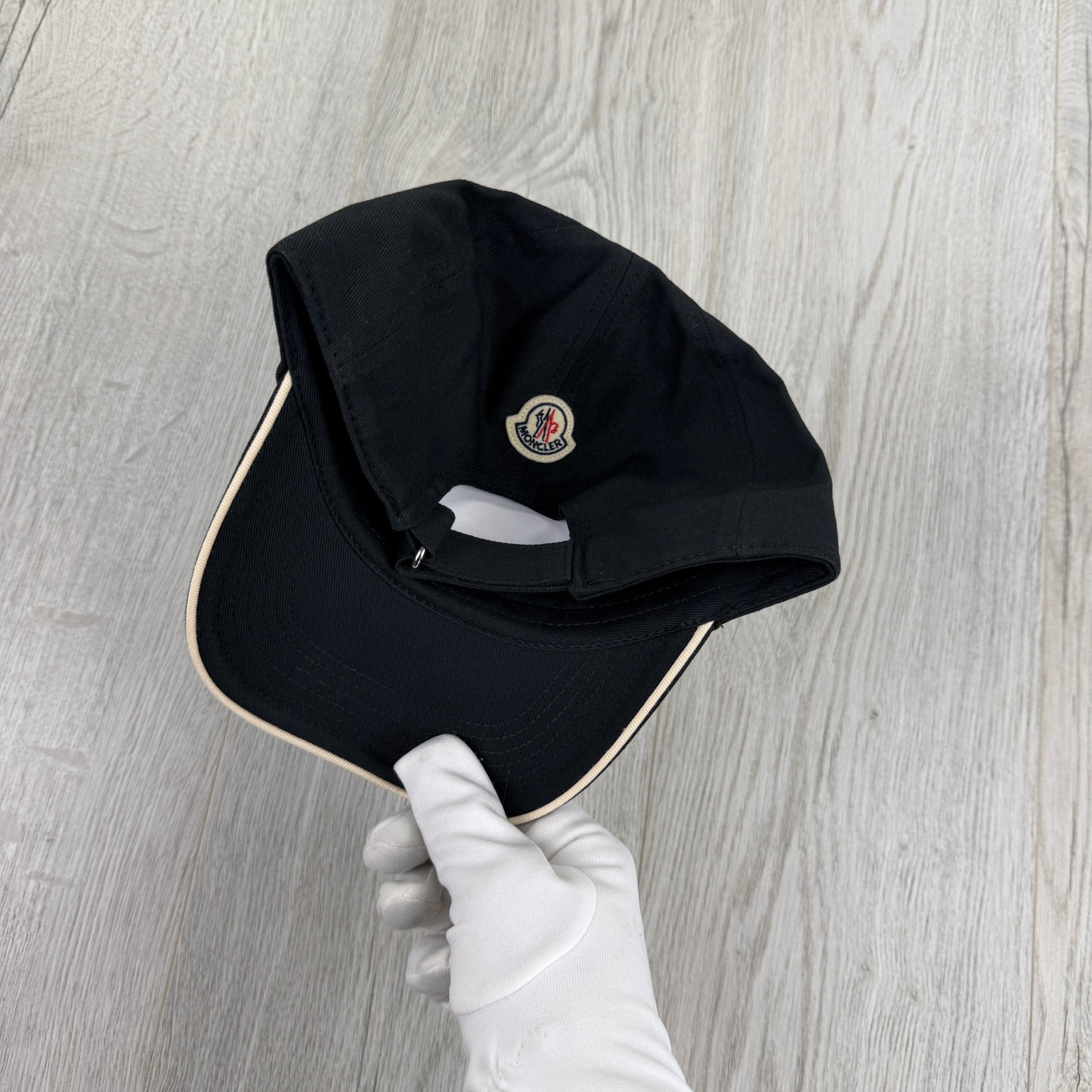 Moncler Men’s Black Baseball Cap - Morely TrendsMoncler Type here:)