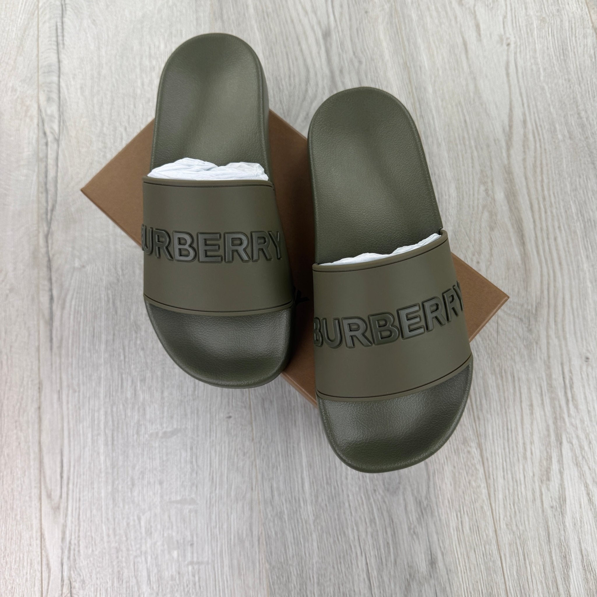 Burberry Logo Men’s Khaki Green Sliders - Morely TrendsBurberry Type here:)