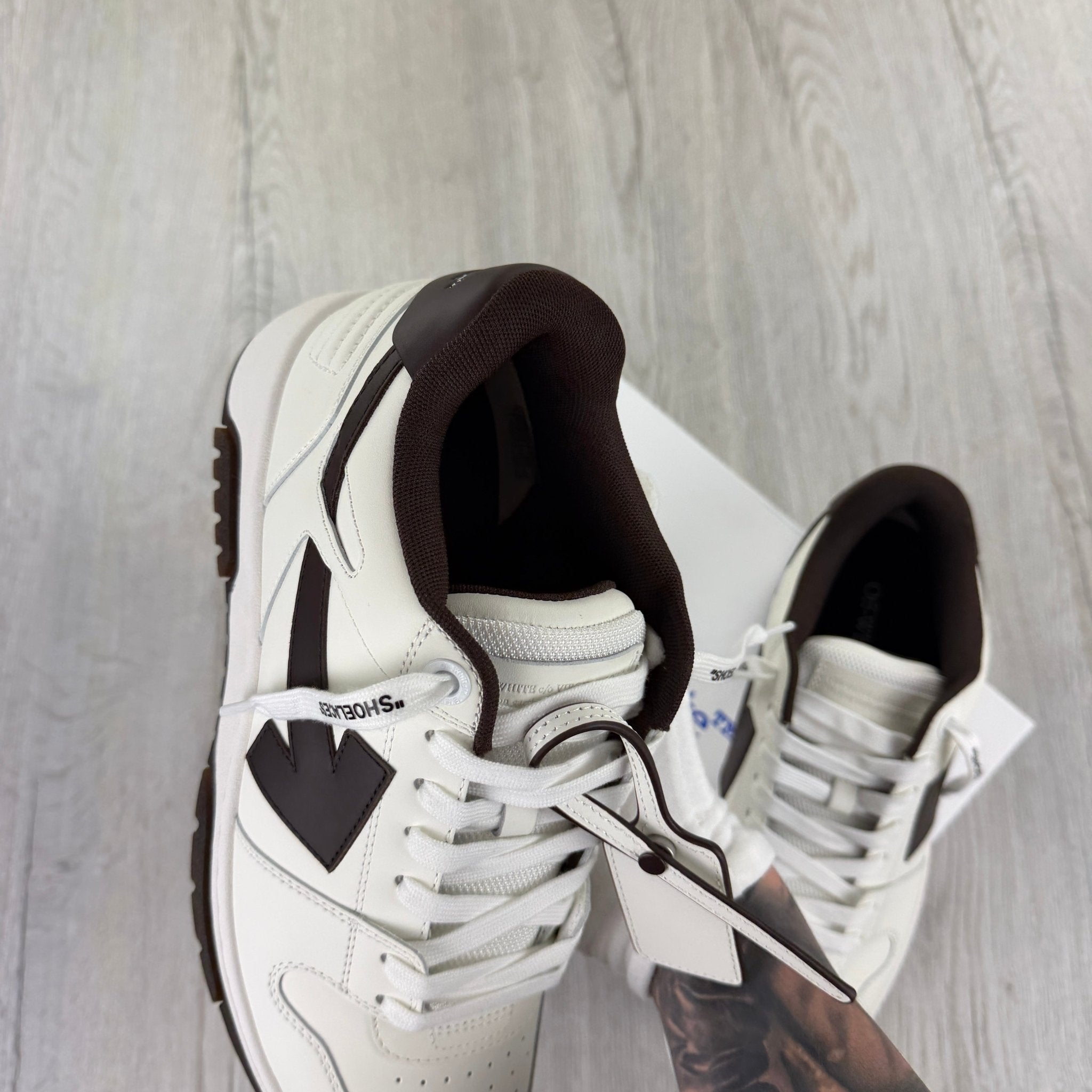 Off-White Men’s Brown & White Low Trainers - Uk 10 - Morely TrendsOff white Type here:)