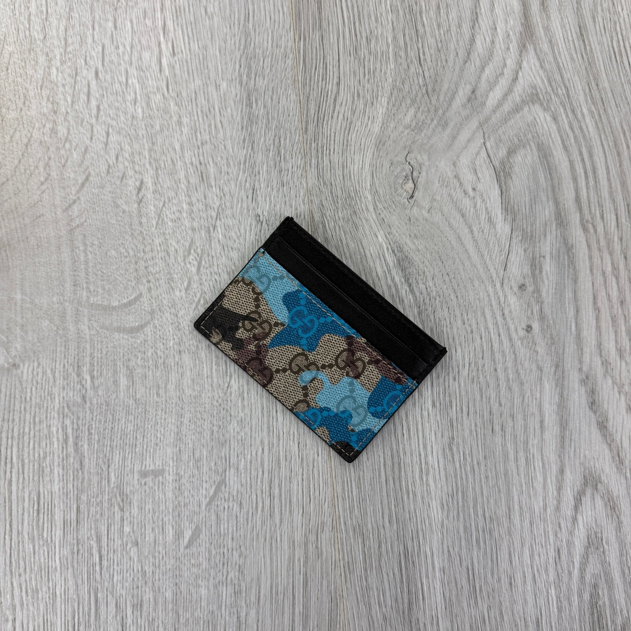 Gucci GG Blue Camo Canvas Card Holder - Morely TrendsGucci Type here:)