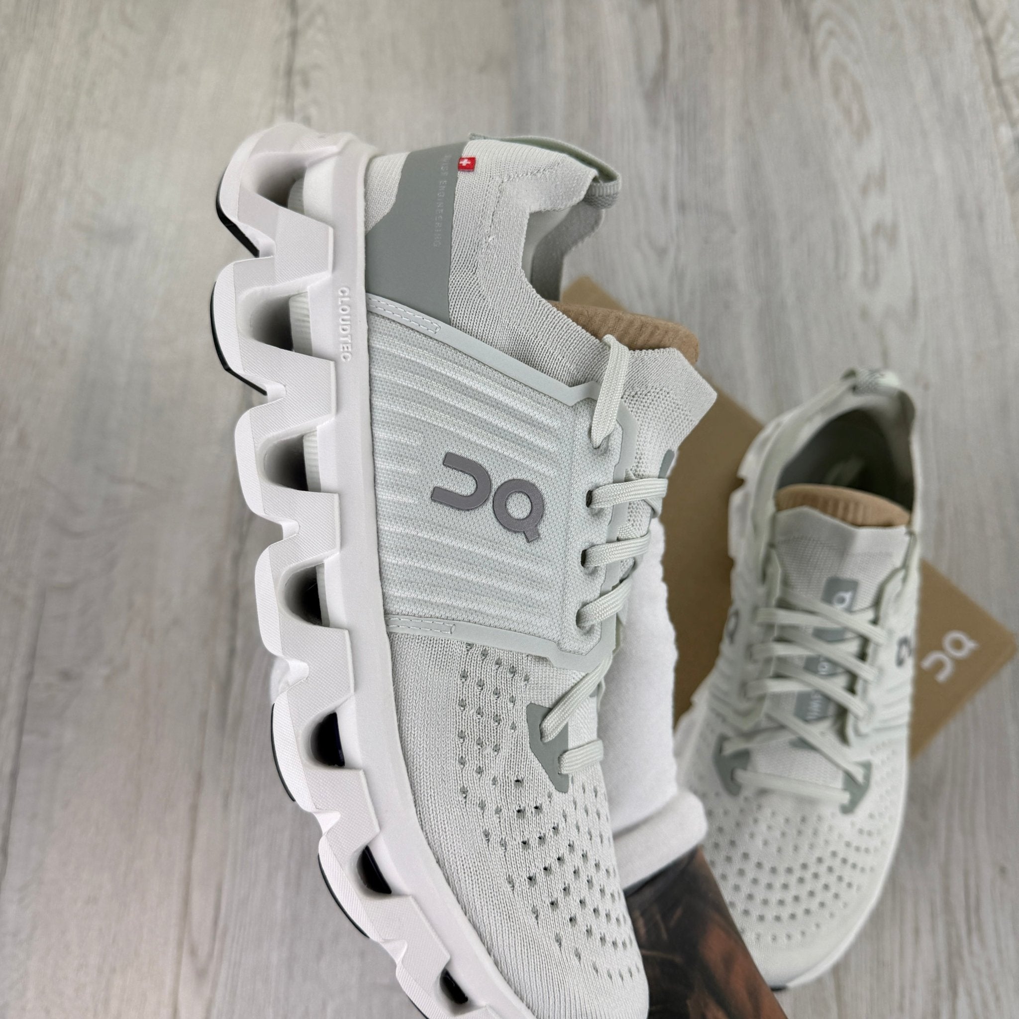 On Running Cloudswift 4 Mint Trainers - Morely TrendsOn Running Type here:)