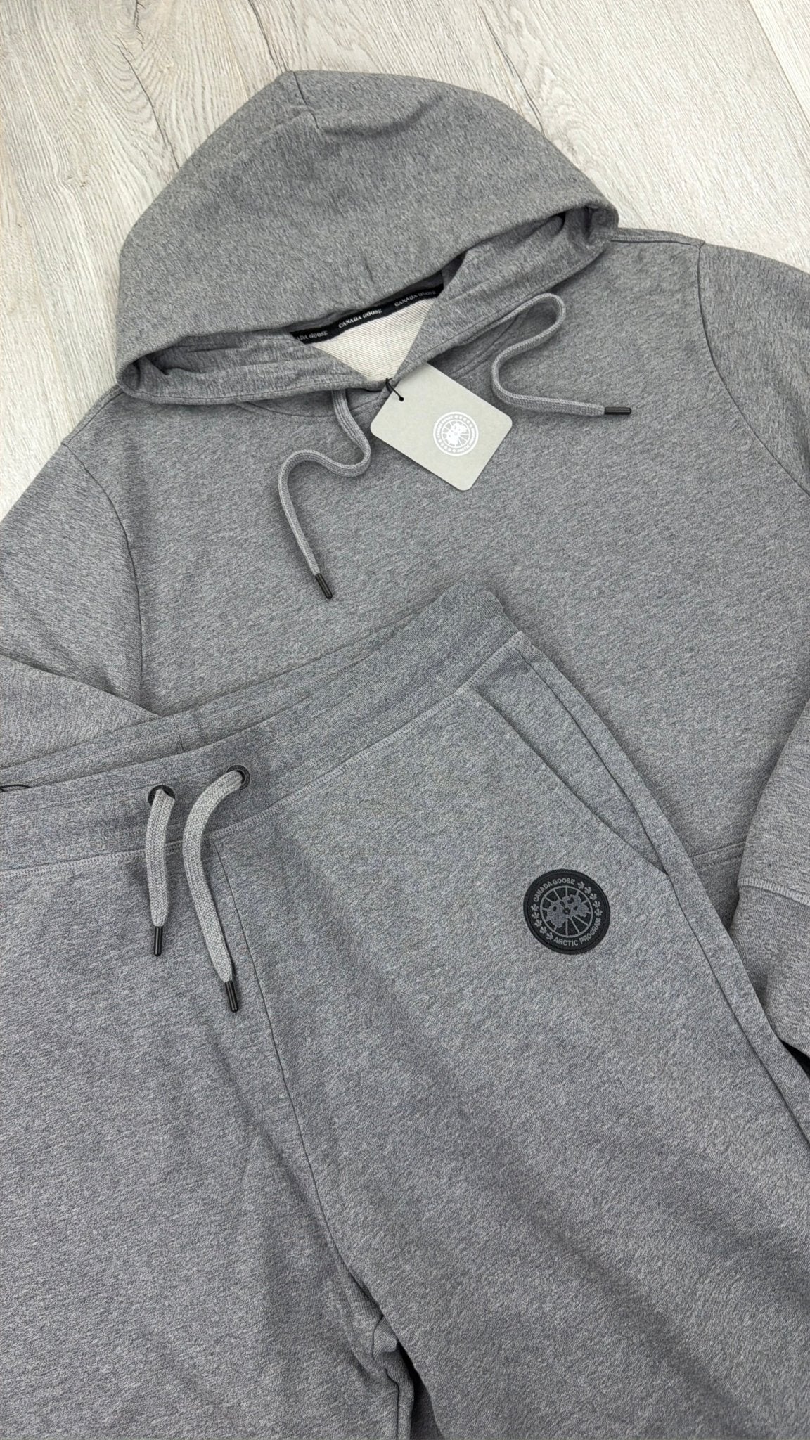 Canada Goose Men’s Grey Full Tracksuit Black Badge Edition - Large - Morely TrendsCanada goose Type here:)