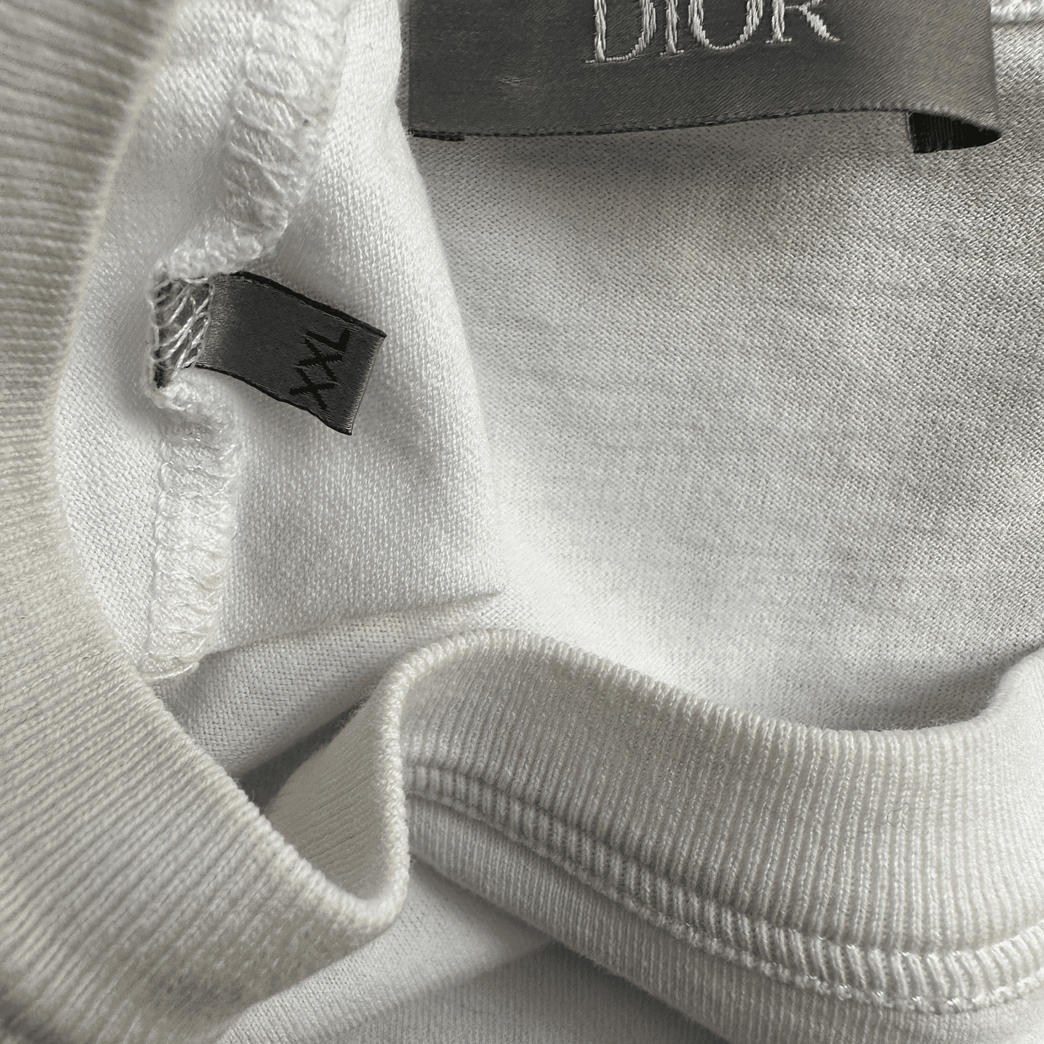 Dior Kenny Scharf White & Black Logo T-Shirt - Morely TrendsDior Type here:)