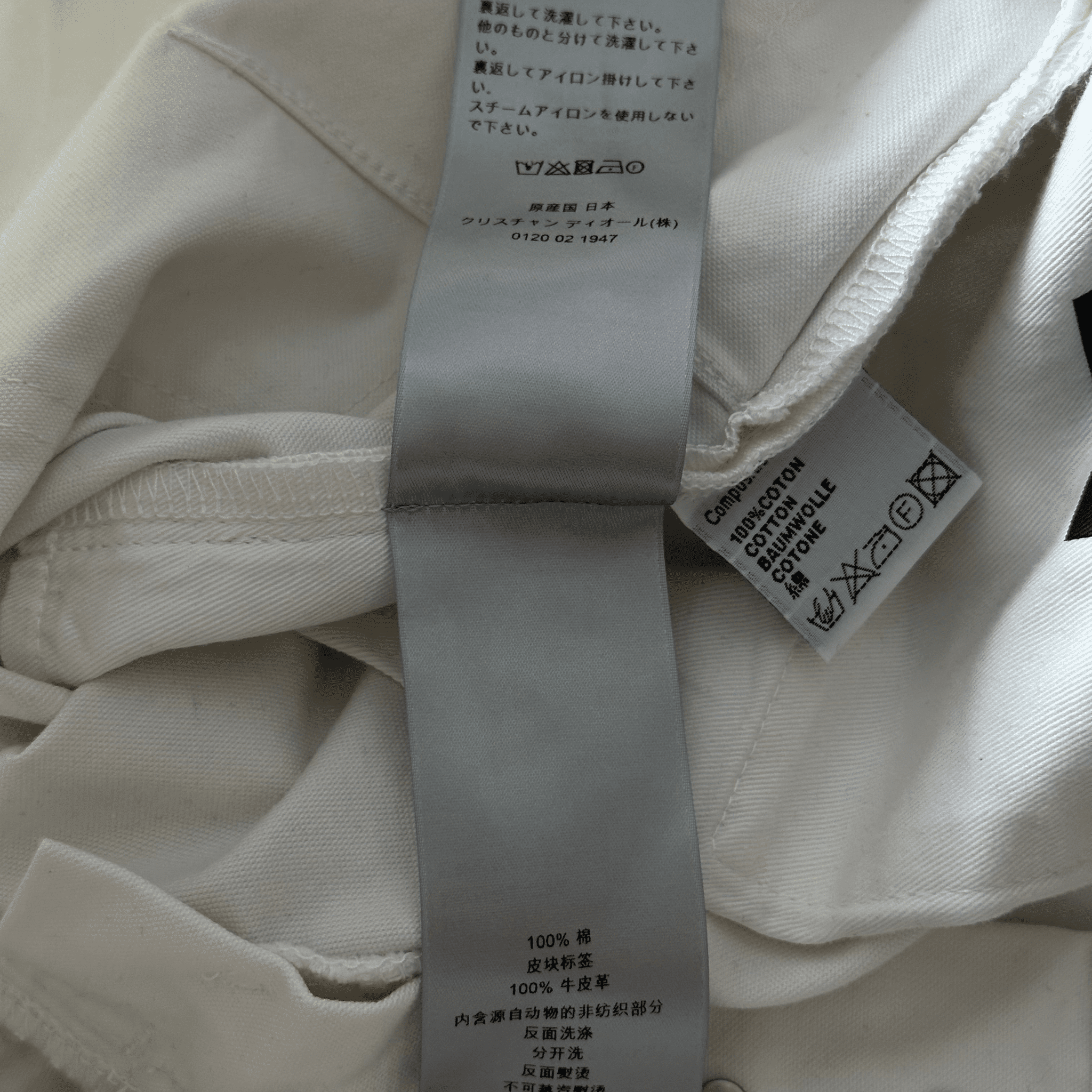 Dior White Paint Splatter Slim Jeans - Morely TrendsDior Type here:)