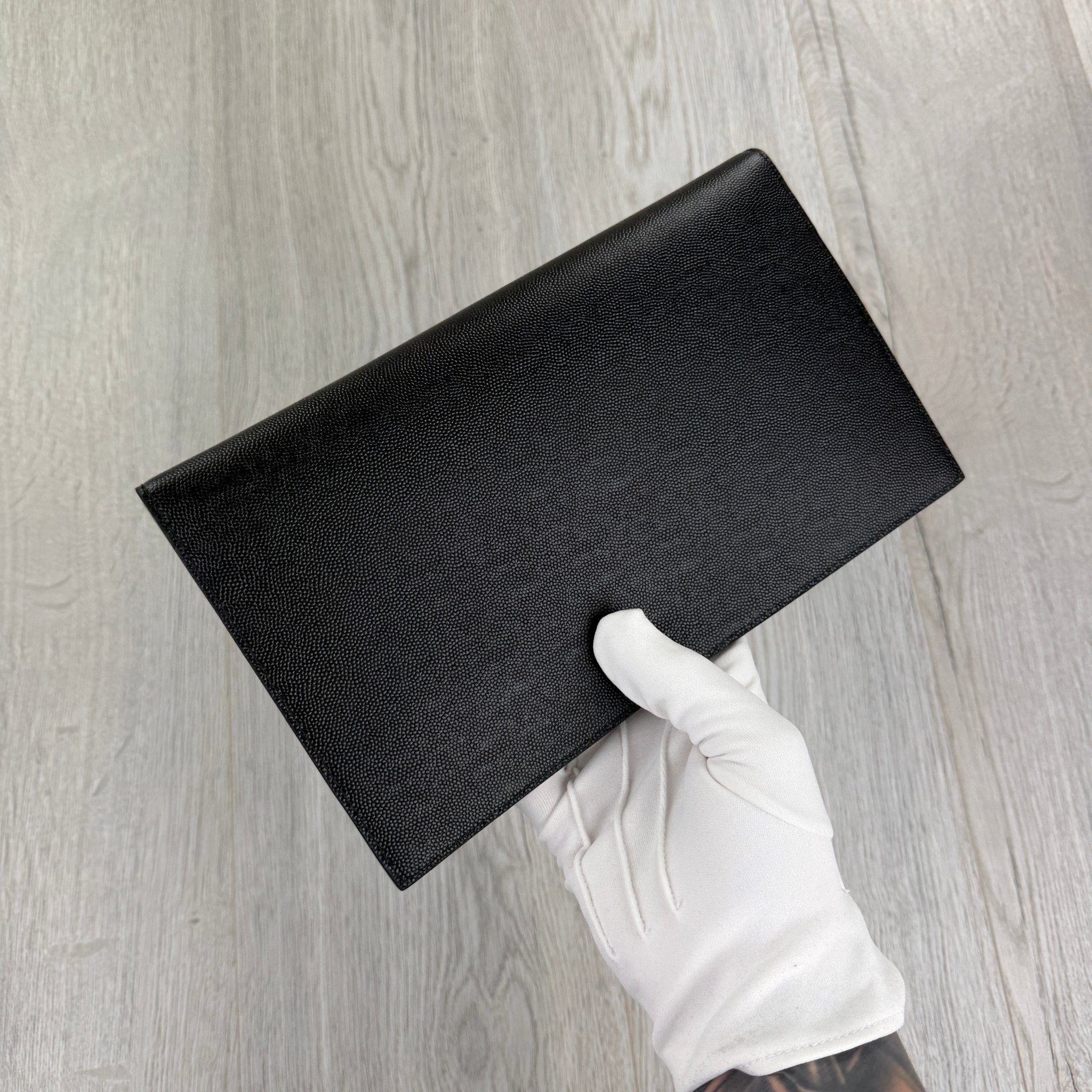 Saint Laurent Women’s Black Clutch Bag - Morely TrendsSaint Laurent Type here:)