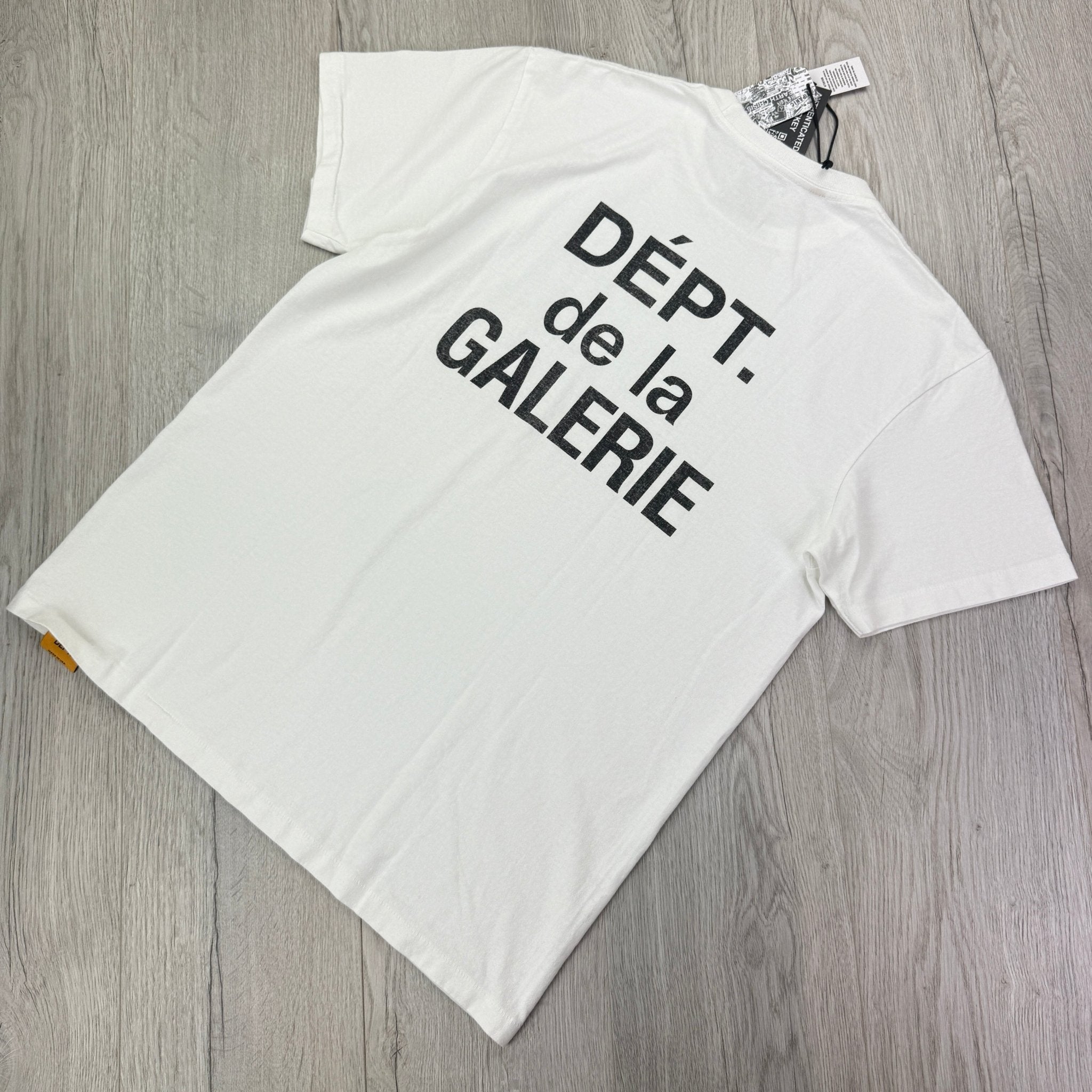 Gallery Dept Men’s White T-shirt - Oversized - Morely TrendsGallery Dept Type here:)