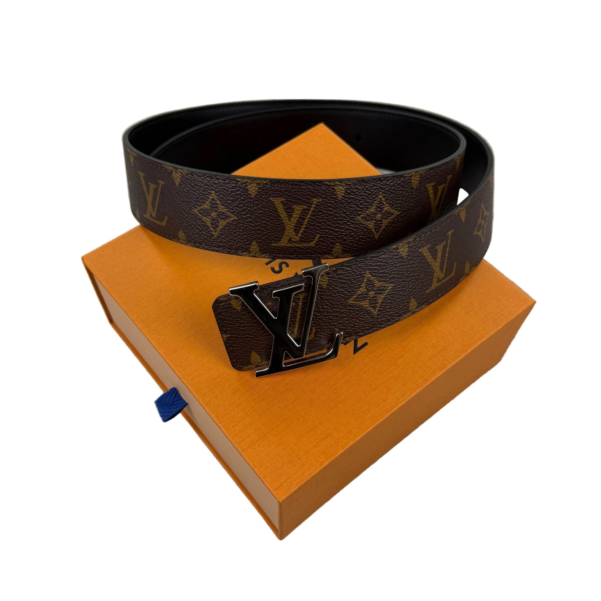 Louis Vuitton Men’s Reversible Brown Monogram / Black 40MM Silver Belt - Morely TrendsLouis Vuitton Type here:)
