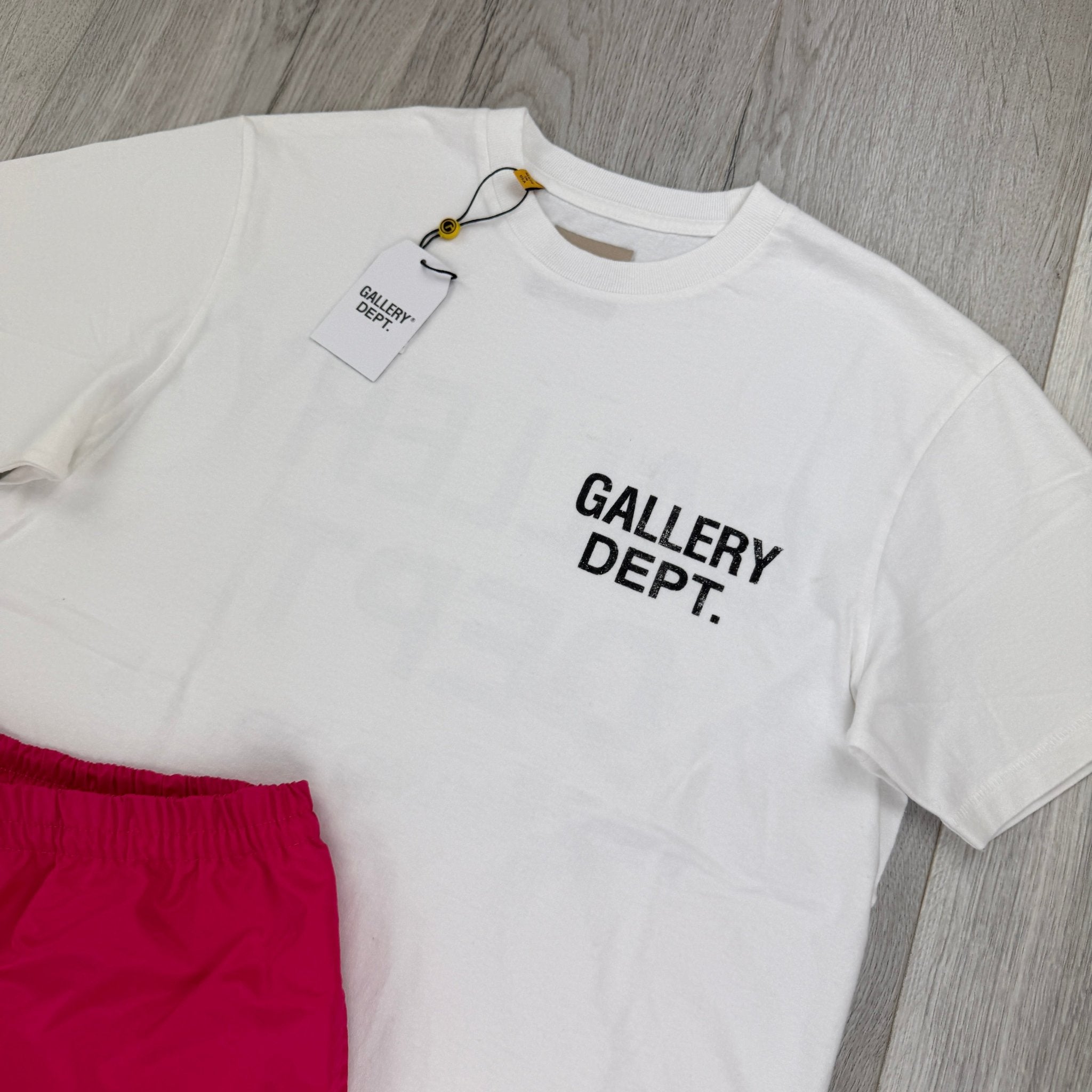 Gallery Dept Men’s White T-shirt & Shorts Set - Morely TrendsGallery Dept Type here:)