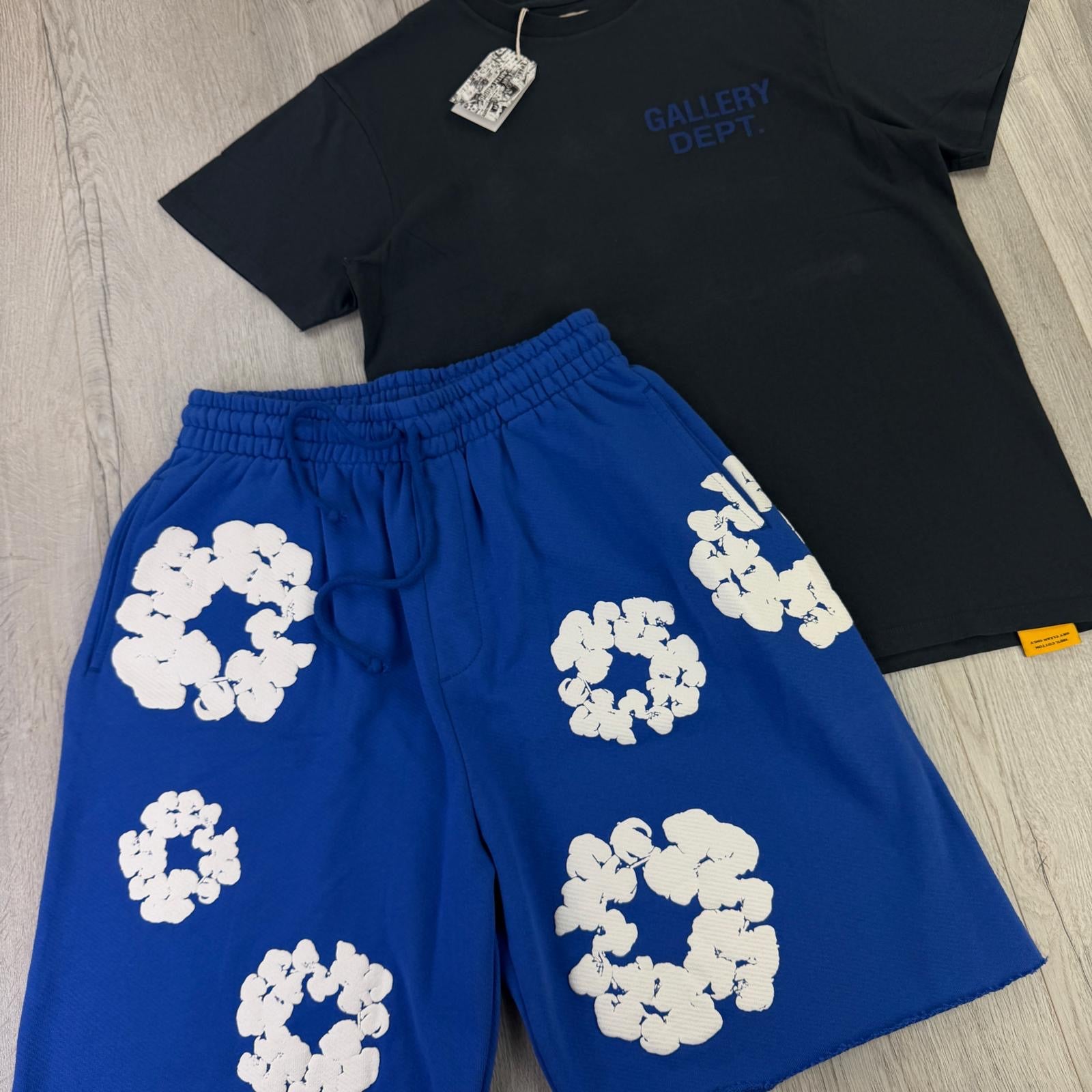 Gallery Dept Men’s T-shirt & Denim Tears Shorts Set - Morely TrendsGallery Dept Type here:)