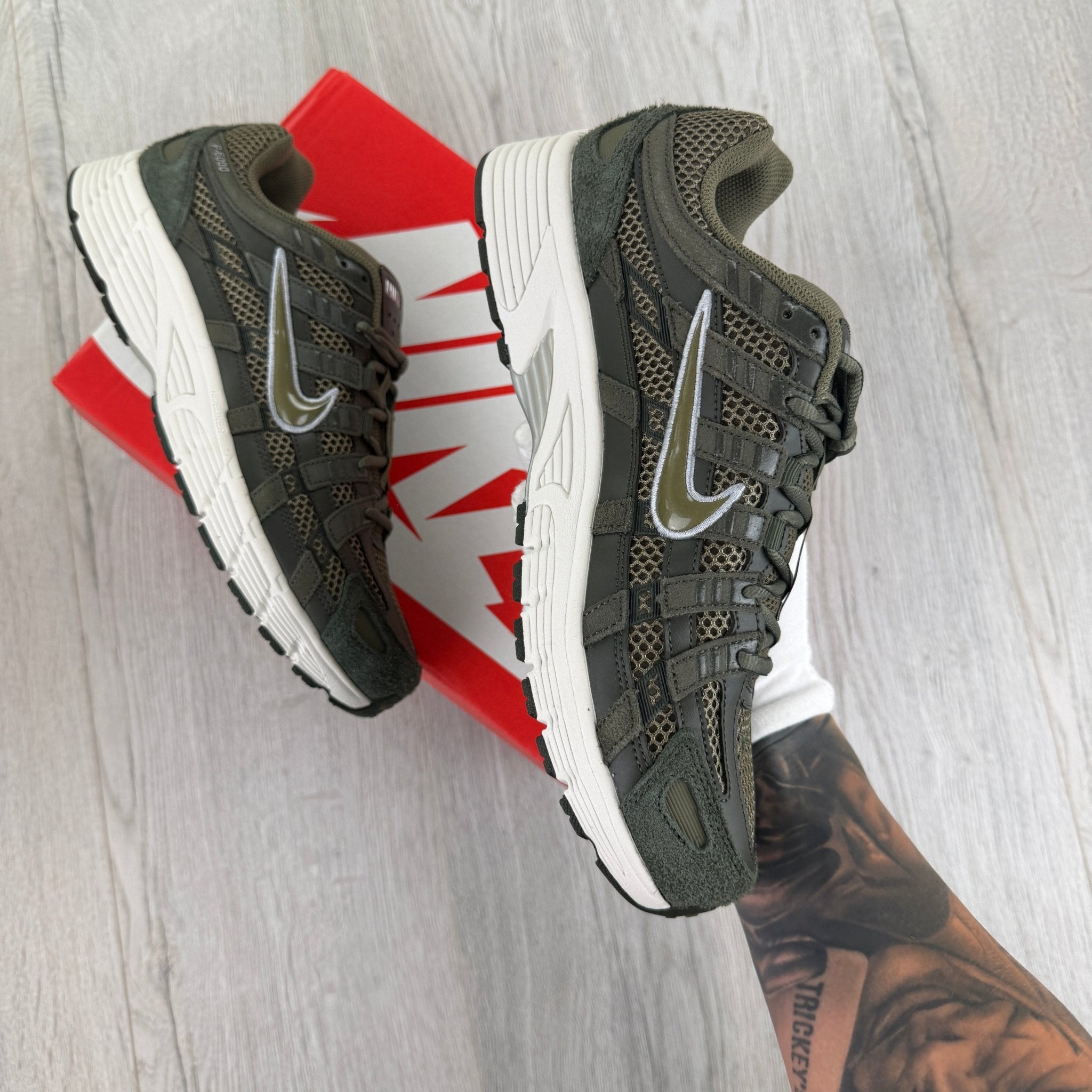 Nike P-6000 Men’s Khaki Green Trainers - Morely TrendsNike Type here:)