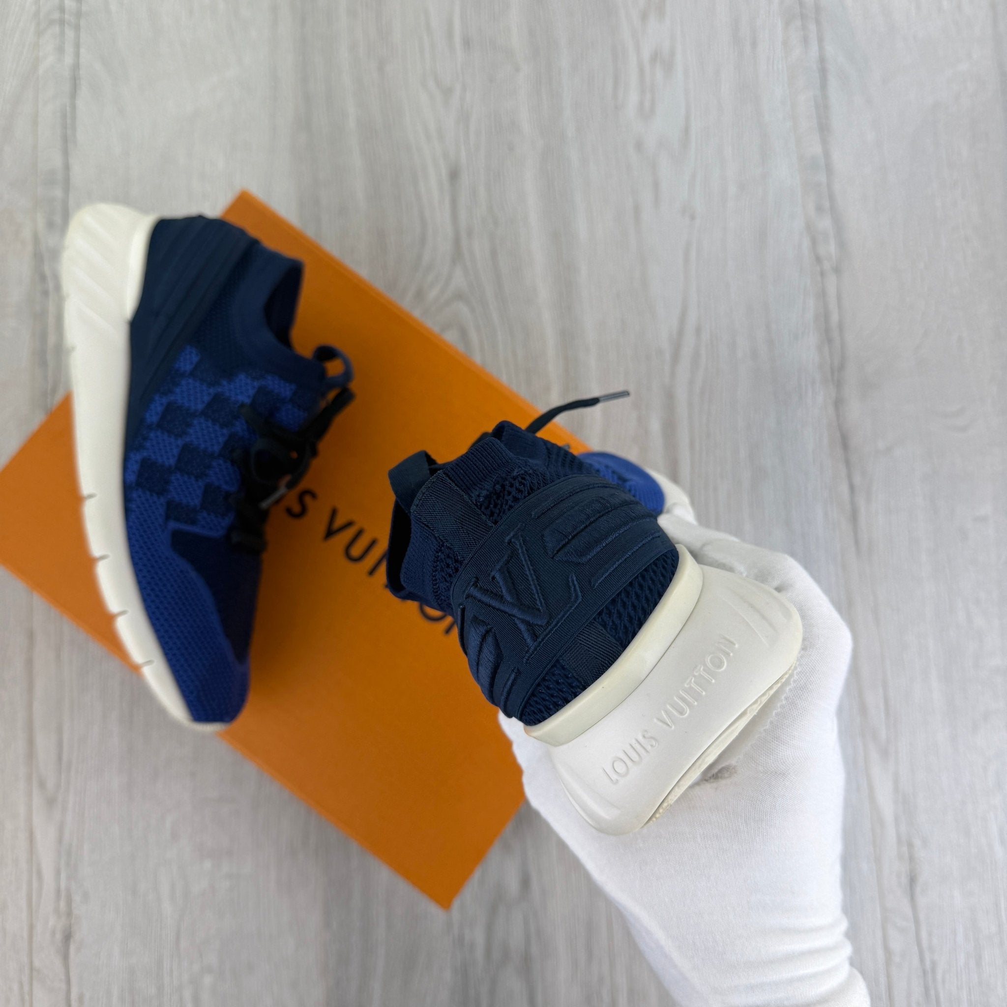 Louis Vuitton Men’s Knit Blue Trainers - Uk 7 - Morely TrendsLouis Vuitton Type here:)