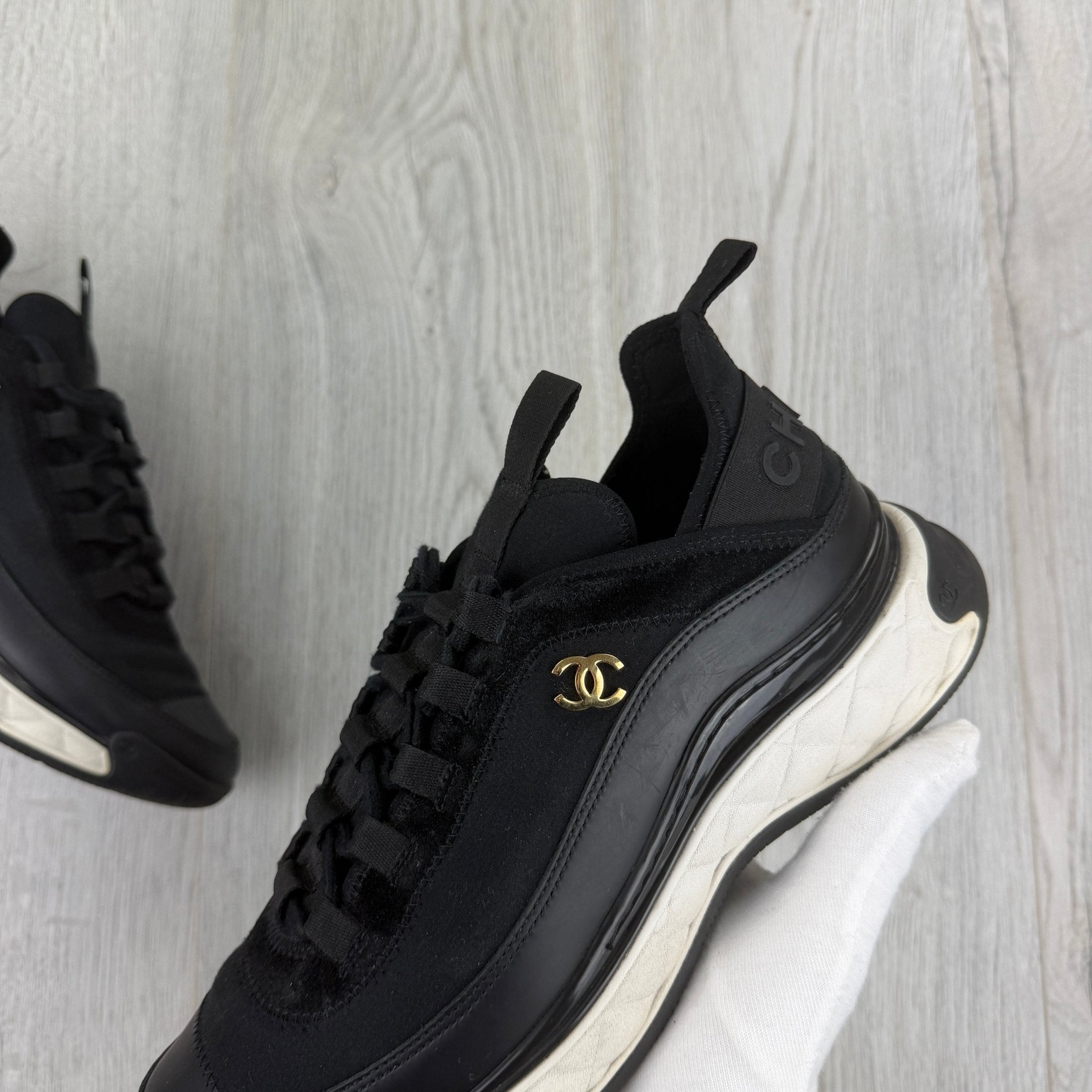 Chanel Men’s Black CC Runners - Uk 7 - Morely TrendsChanel Type here:)
