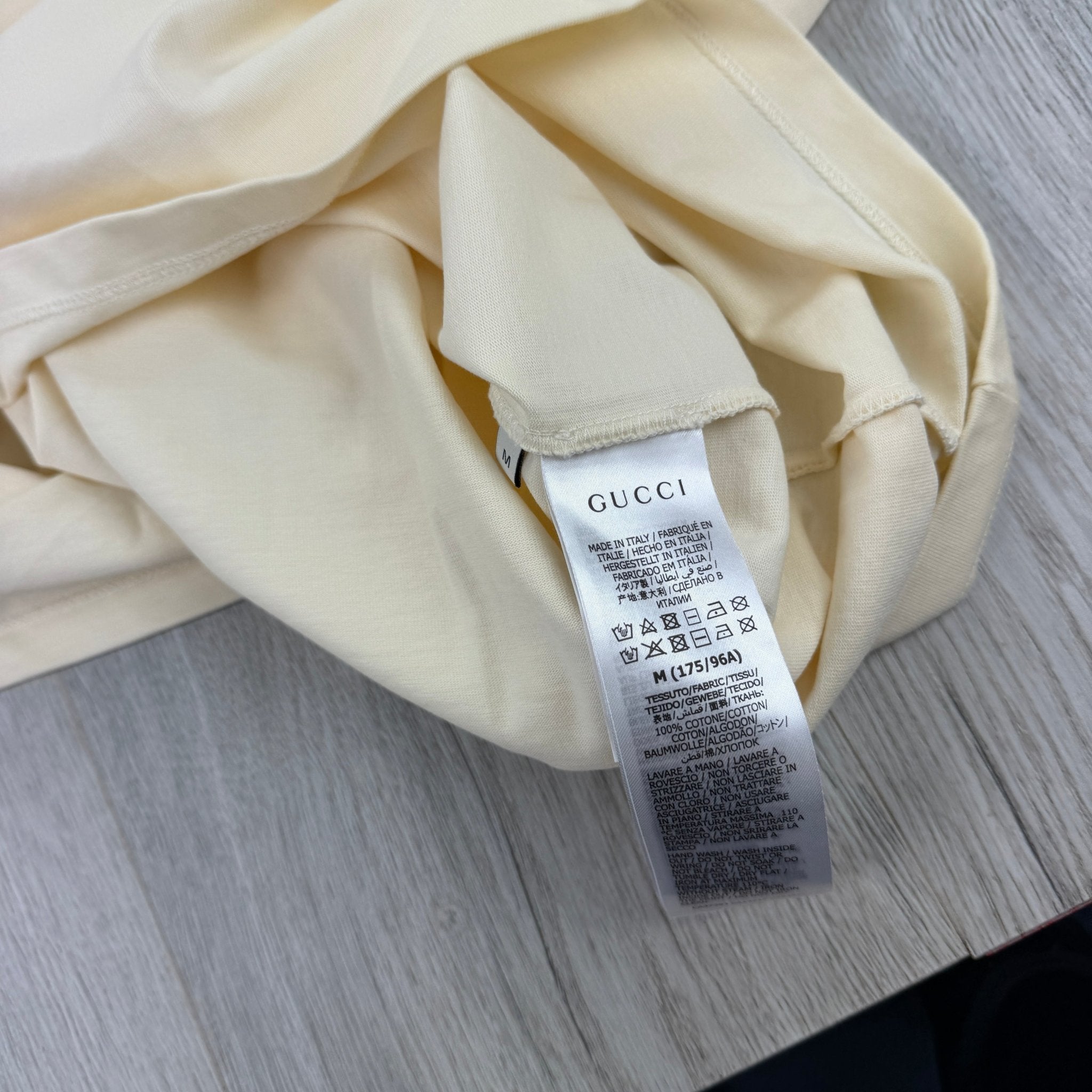 Gucci Men’s Beige T-shirt - Medium - Morely TrendsGucci Type here:)