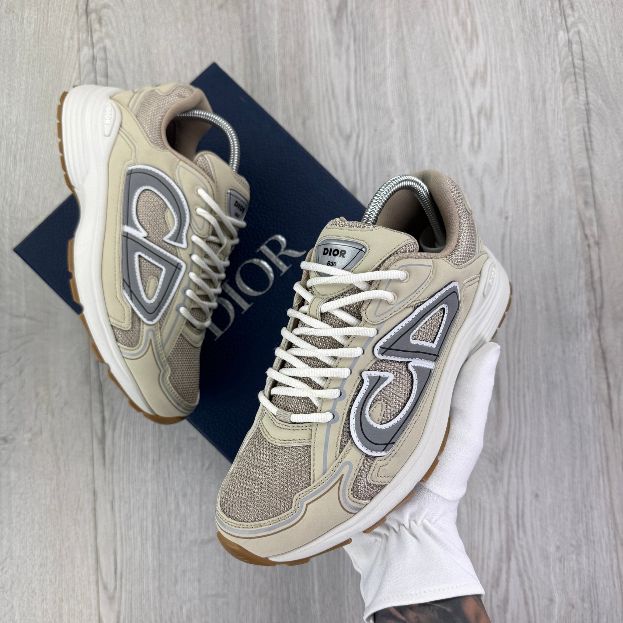 Dior B30 Men’s Cream Mesh and Technical Fabric Trainers - 41 (Fit Uk 7) - Morely TrendsDior Type here:)