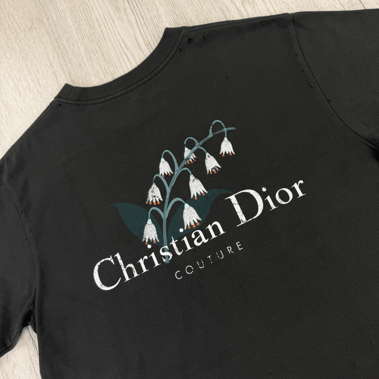 Christian Dior ‘Couture’ Men’s GeeyT-shirt - Small - Morely TrendsDior Type here:)