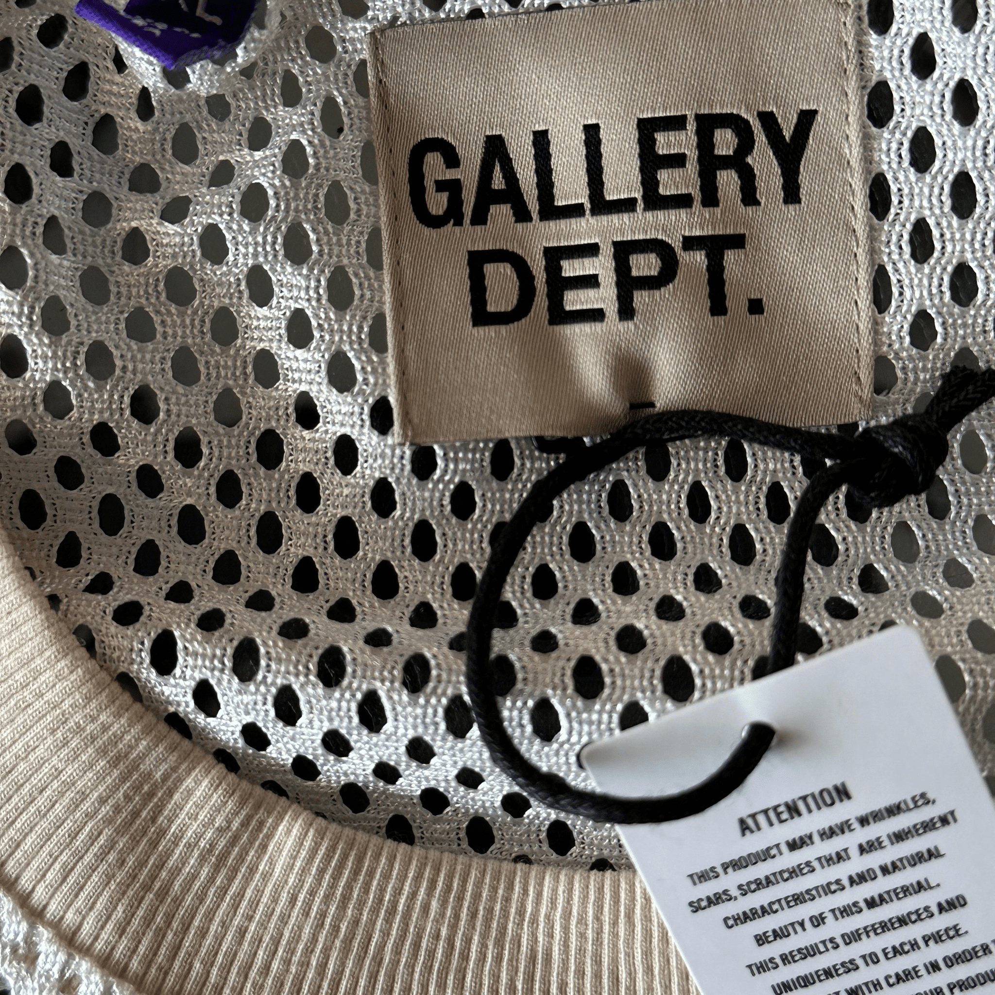 Gallery Dept White & Black Practice Mesh Jersey - Morely TrendsGallery Dept Type here:)