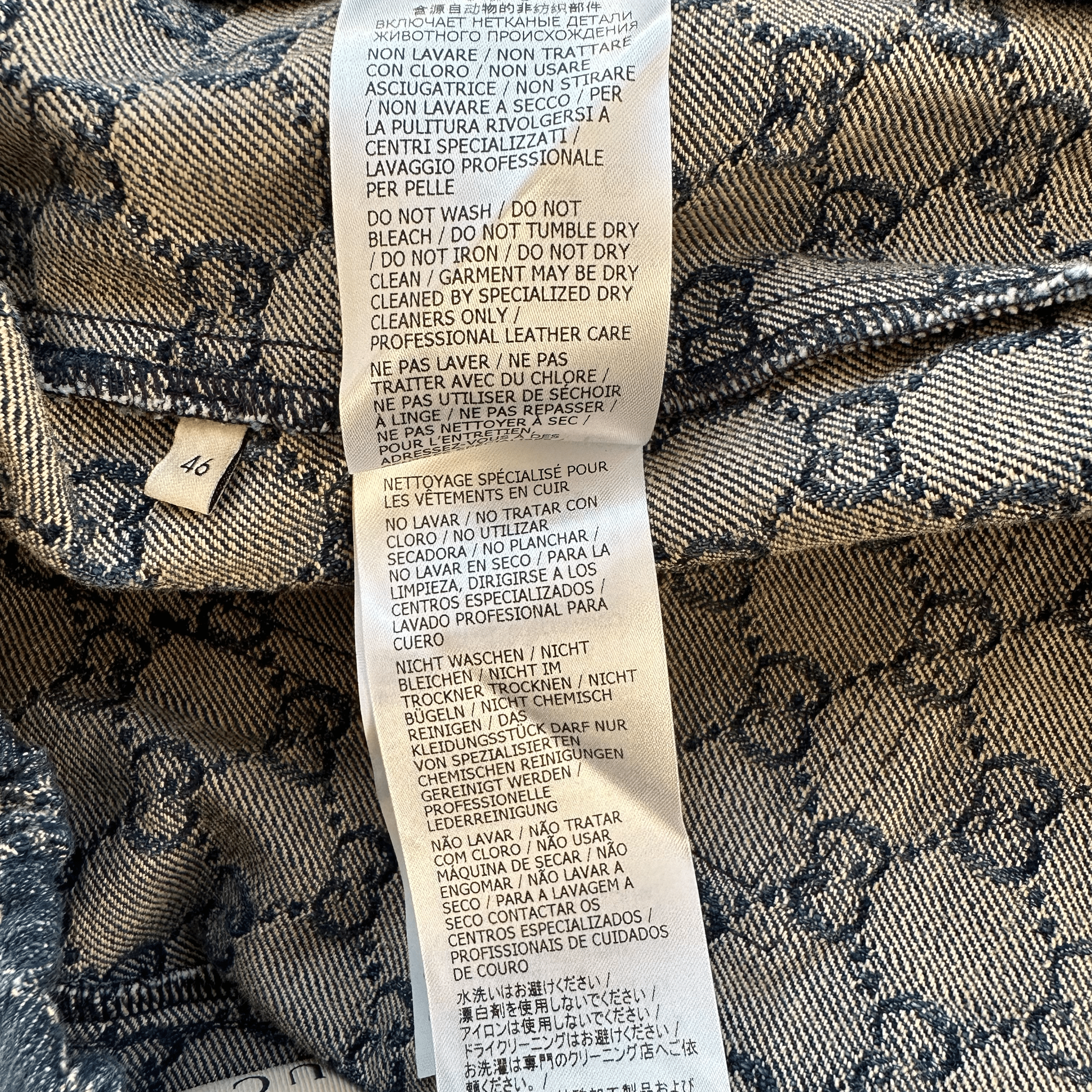 Gucci Blue & White GG Monogram Denim Shorts - Morely TrendsGucci Type here:)