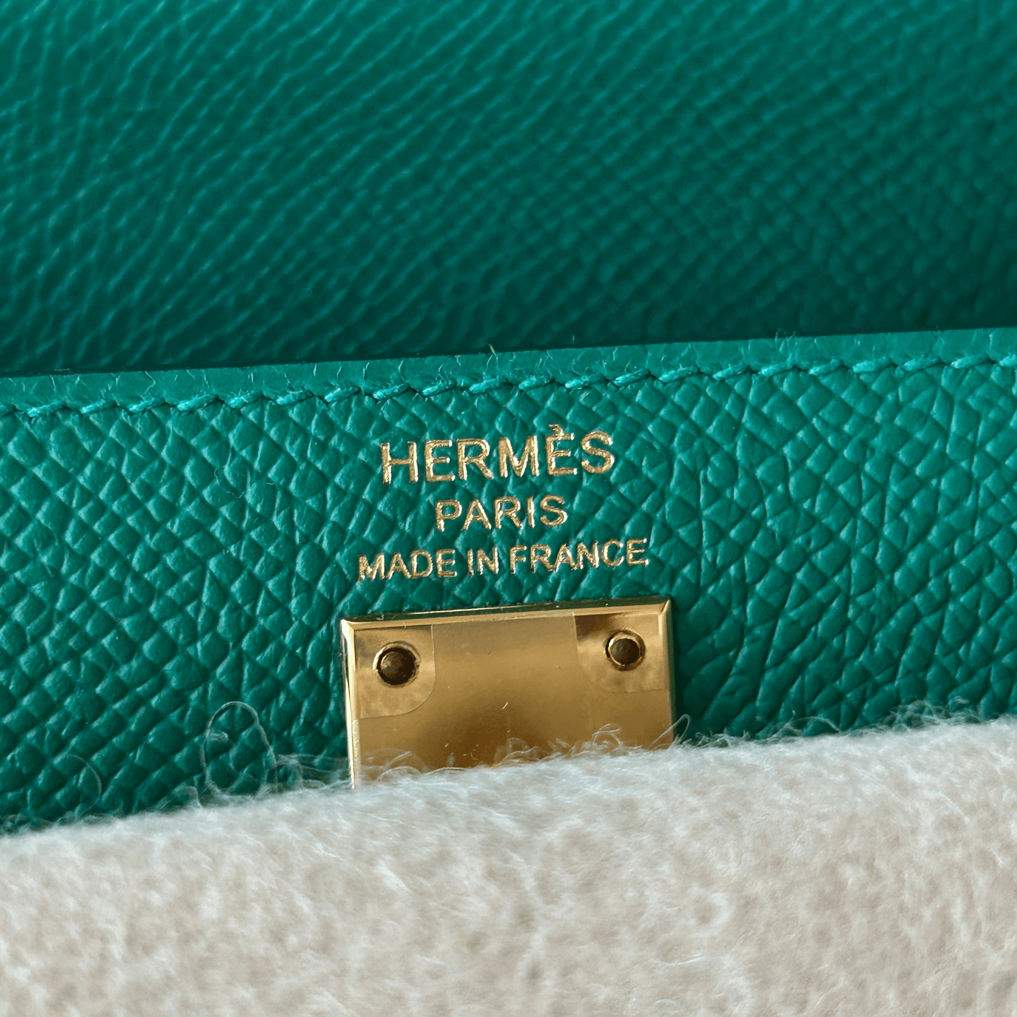 Hermes Vert Jade Epsom & Gold Hardware Kelly 28 - Morely TrendsHermes Type here:)