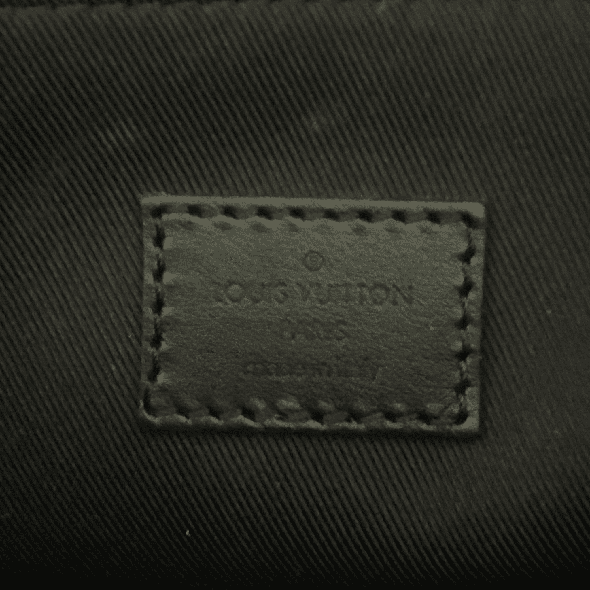 Louis Vuitton Black Monogram Eclipse Sac Plat 24H - Morely TrendsLouis Vuitton Type here:)