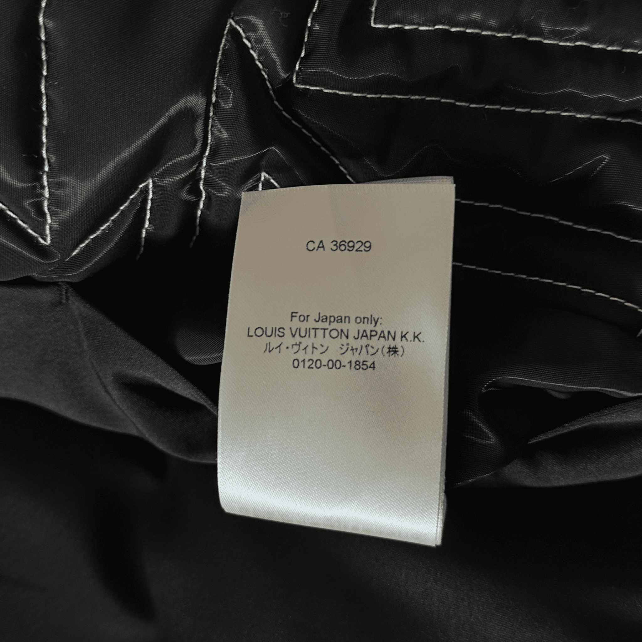 Louis Vuitton Black & White Snow Capsule Puffer Jacket - Morely TrendsLouis Vuitton Type here:)