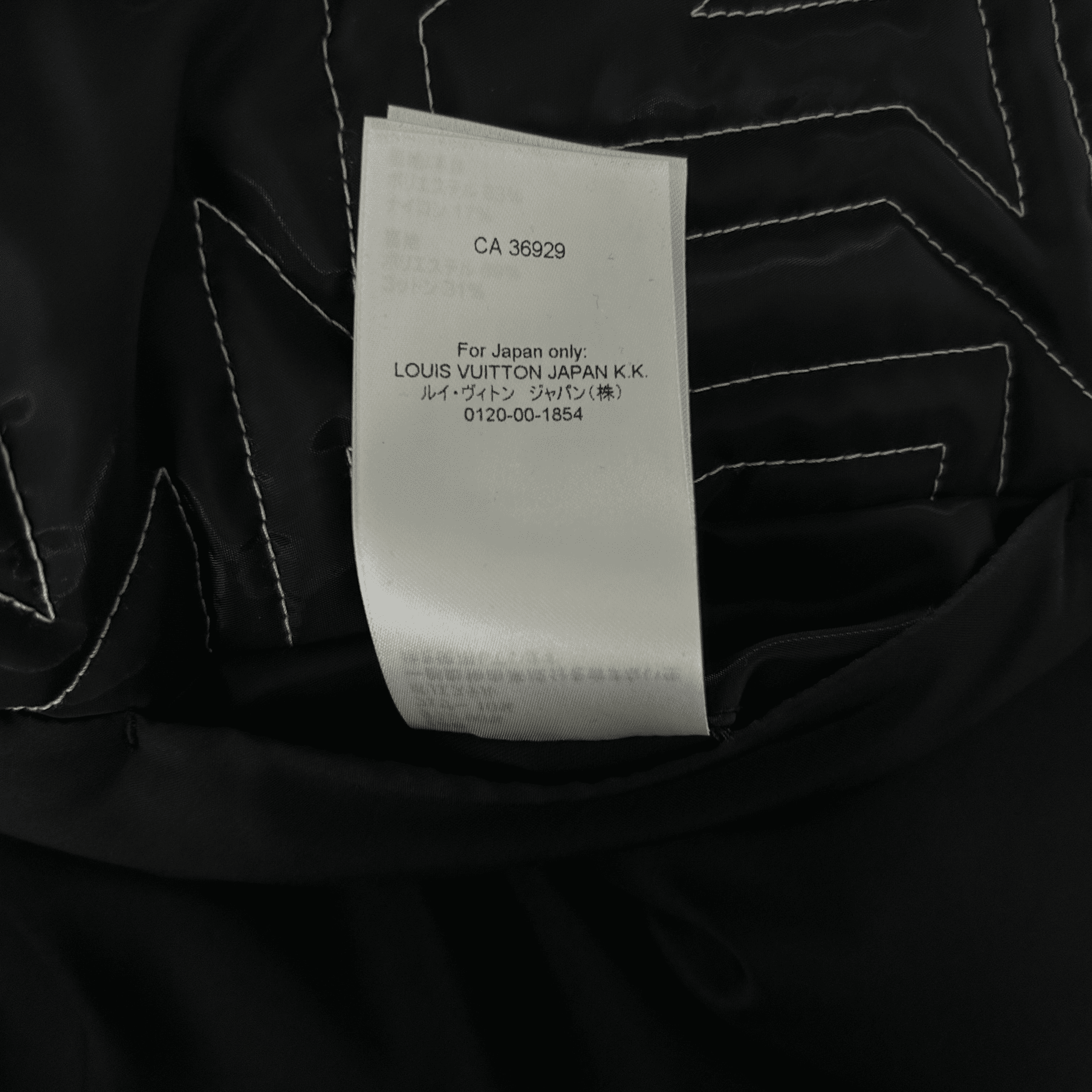 Louis Vuitton Black & White Snow Capsule Puffer Jacket - Morely TrendsLouis Vuitton Type here:)