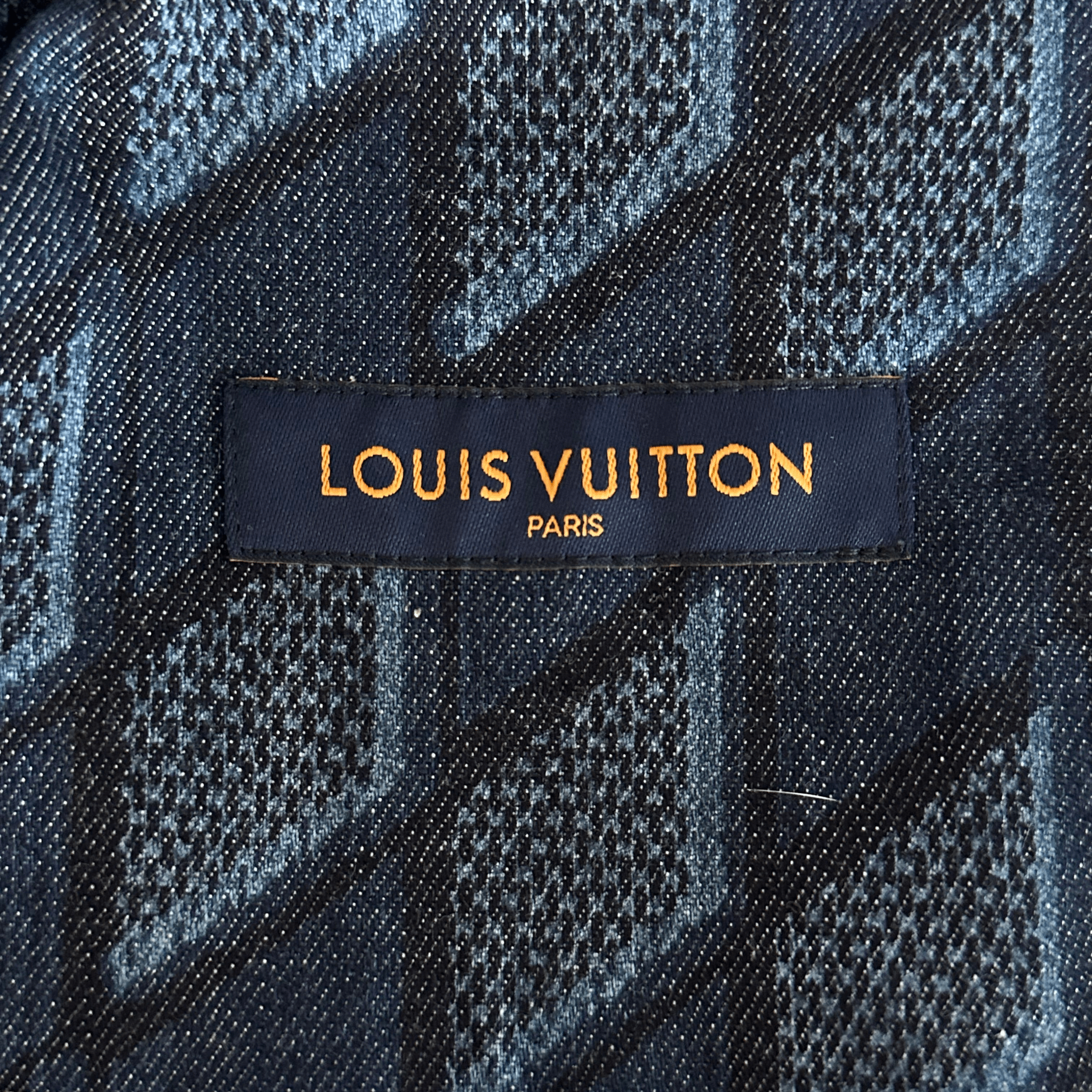 Louis Vuitton Blue Checkered Short Sleeve Button Up Shirt - Morely TrendsLouis Vuitton Type here:)