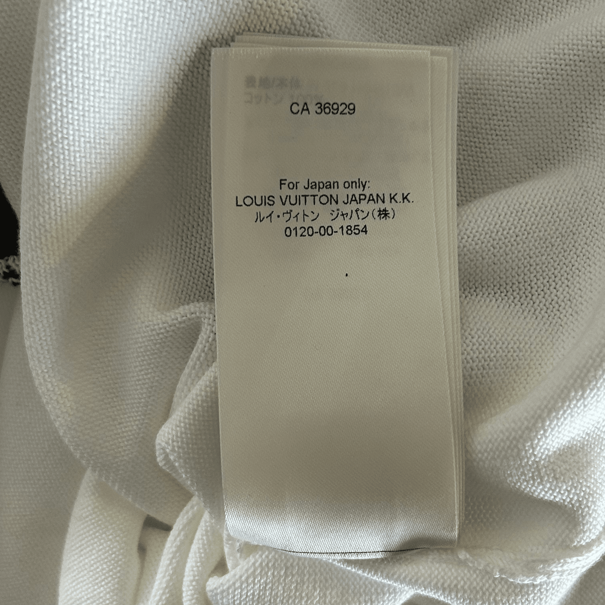 Louis Vuitton White Intarsia Graphic T-Shirt - Morely TrendsLouis Vuitton Type here:)